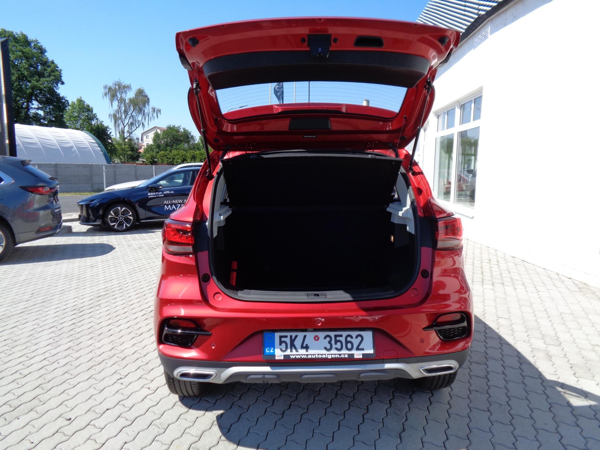 MG ZS, 1,0i 111 PS,AT,Excl,MÁLO KM! - fotka 5