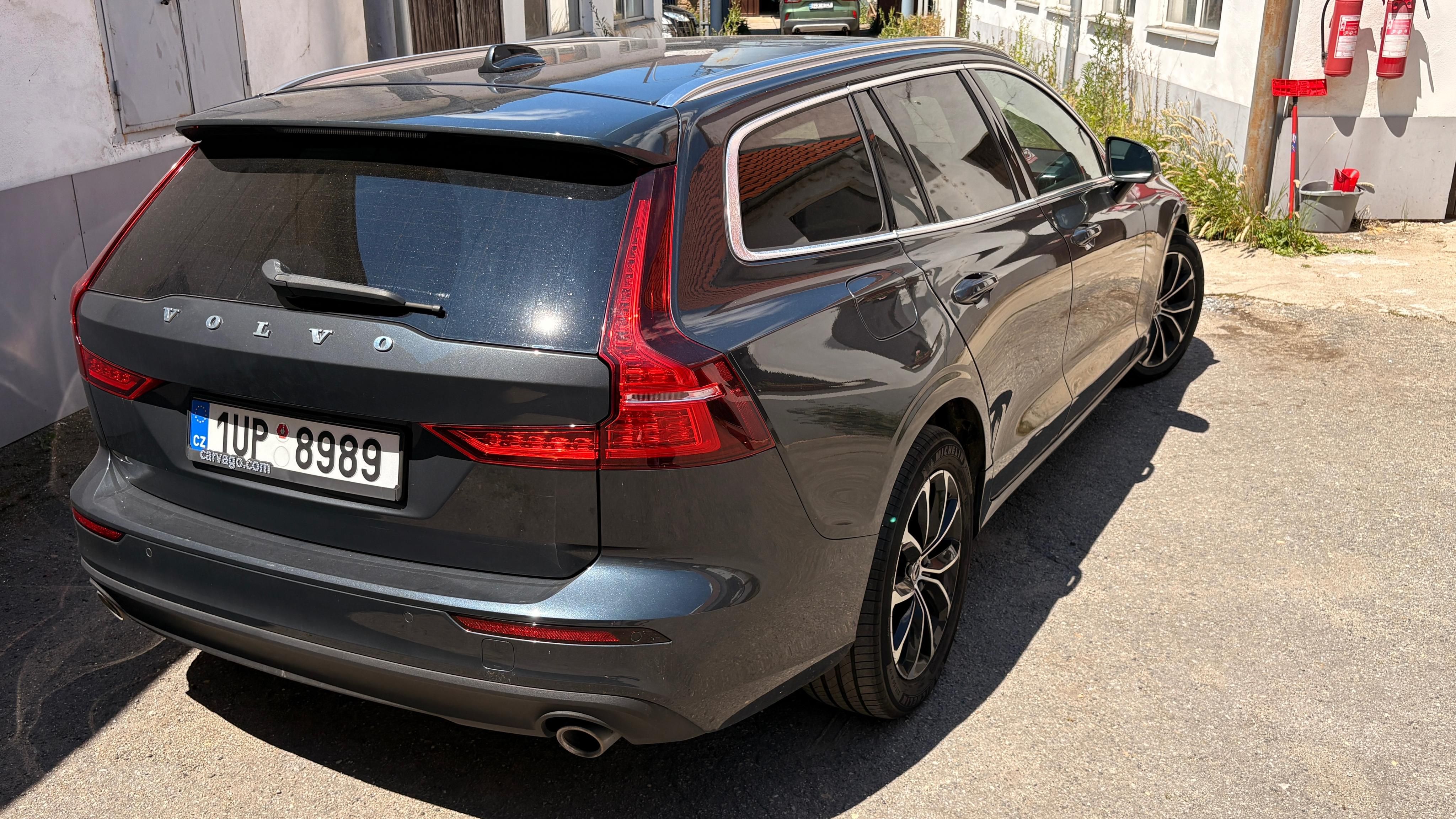 Volvo V60, Volovo V60 II D4 2.0 - fotka 4