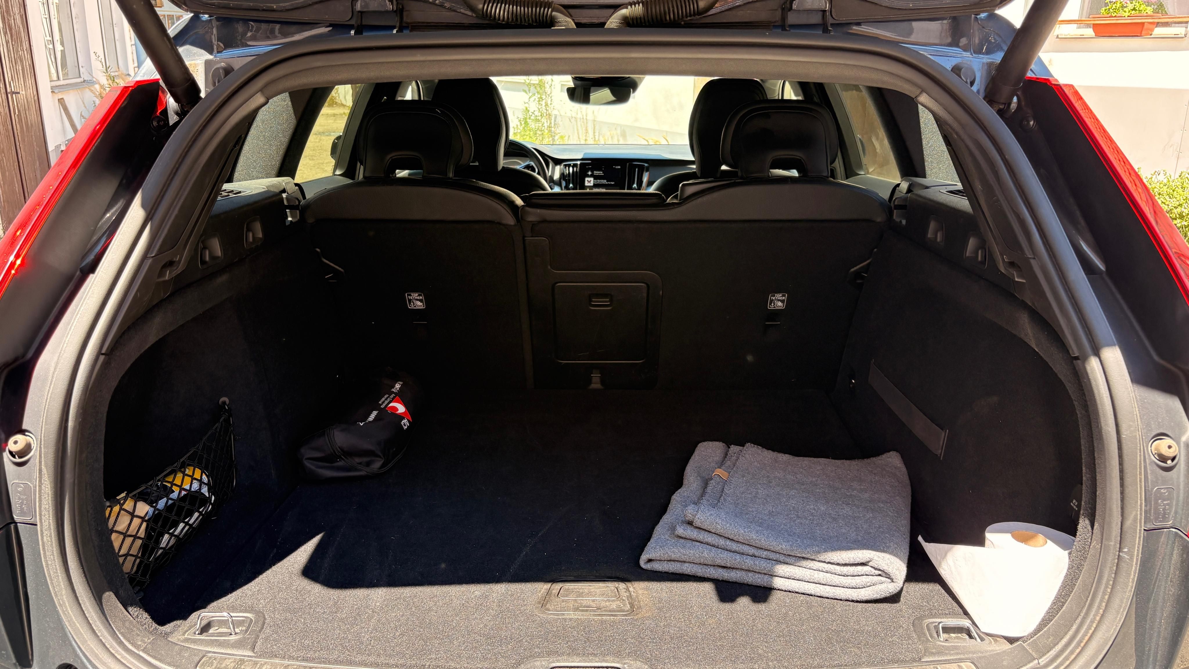 Volvo V60, Volovo V60 II D4 2.0 - fotka 6