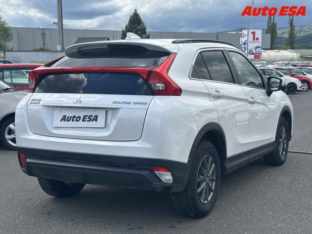 Mitsubishi Eclipse Cross, 1.5 i - fotka 4