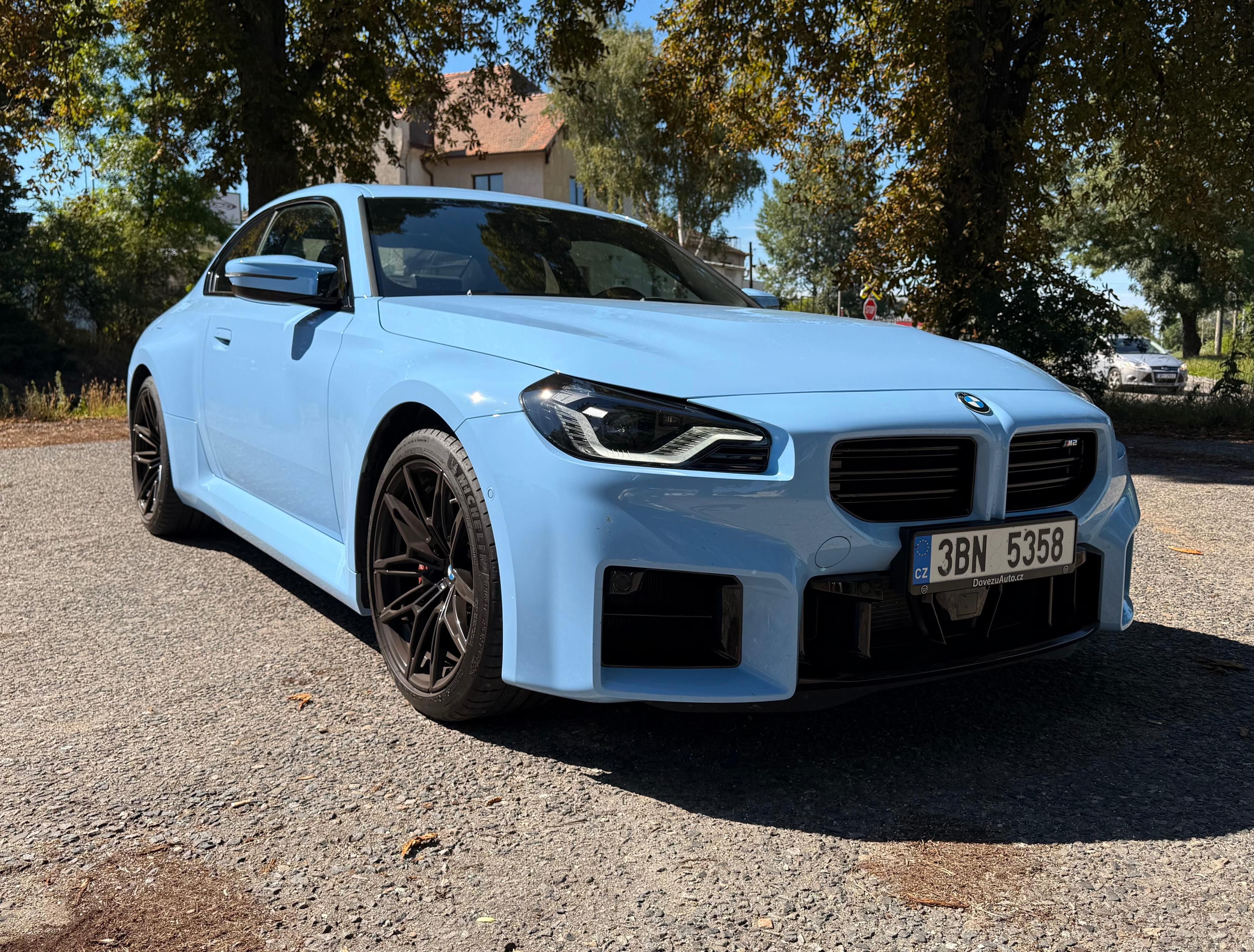 BMW M2, BMW M2 338kw 7500km ZÁRUKA
