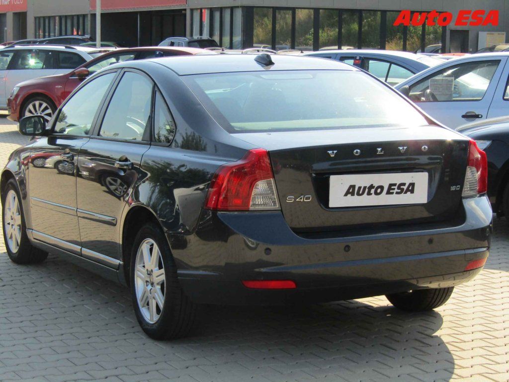 Volvo S40, 1.6D,ČR - fotka 6