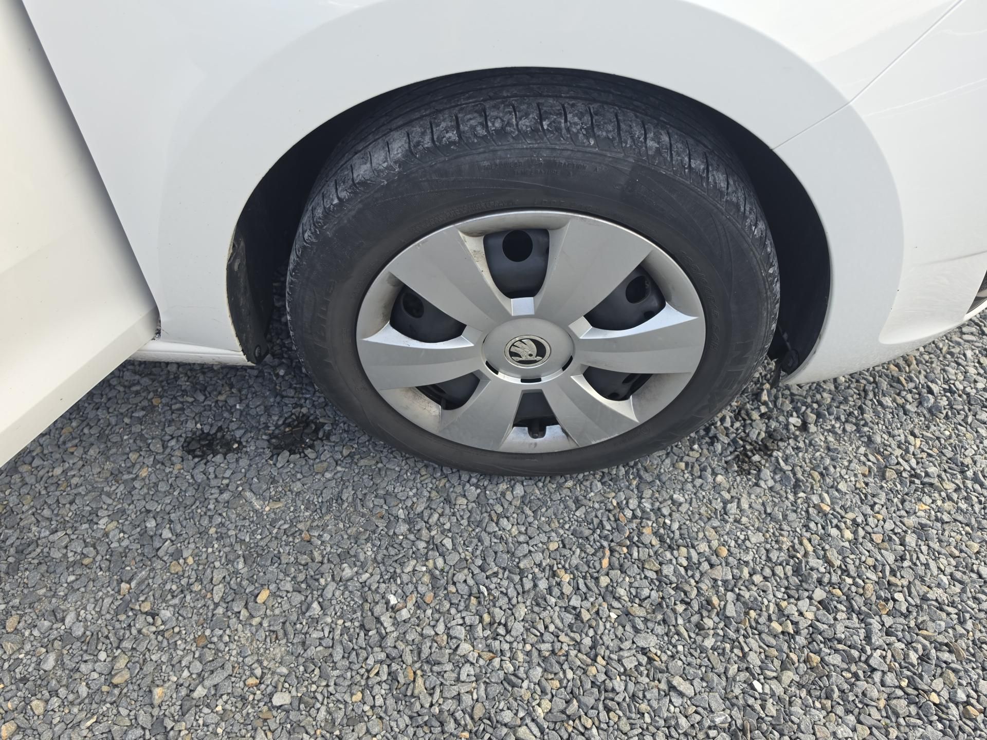 Škoda Rapid, 1.0 TSi 64tkm - fotka 6