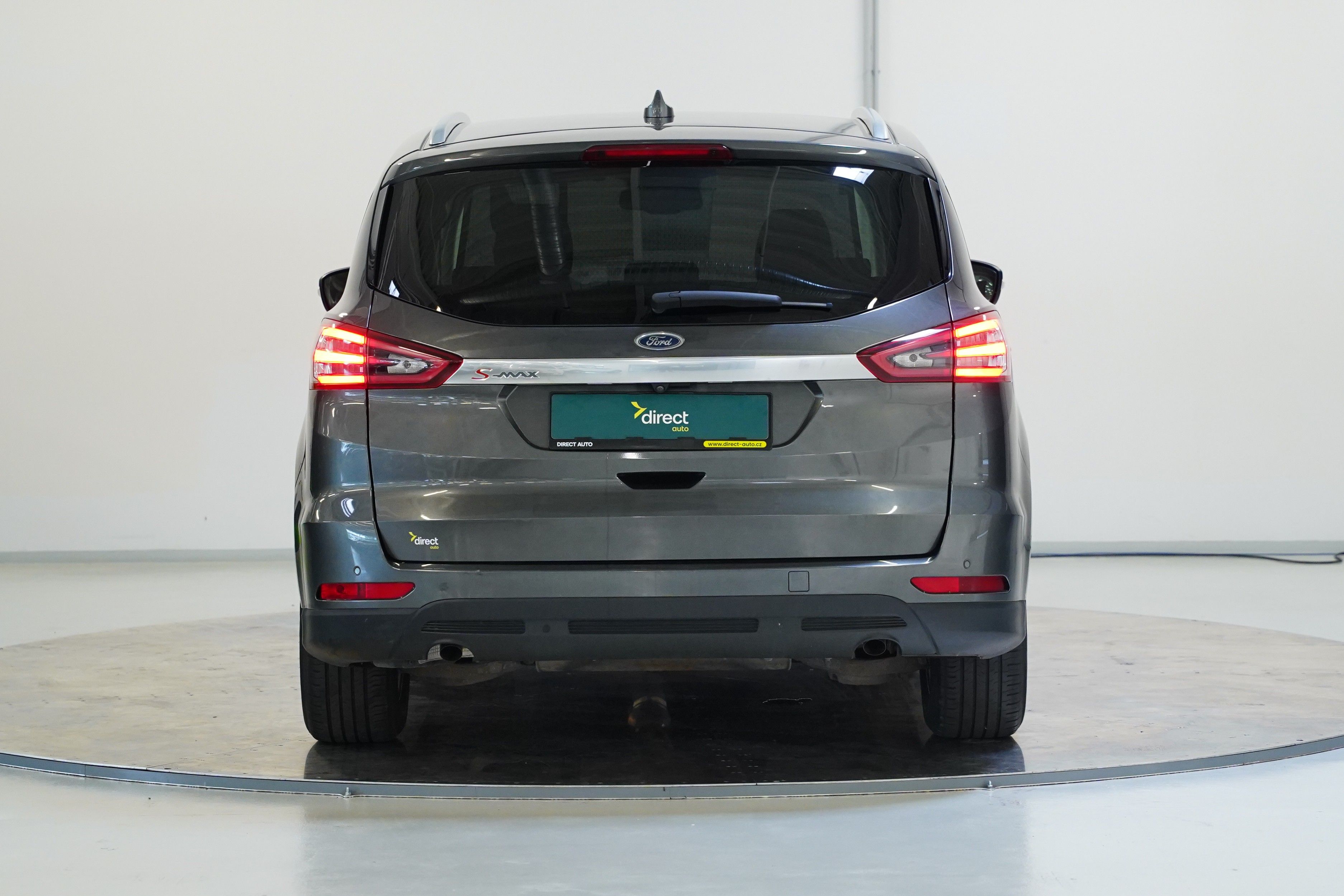 Ford S-MAX, 2.0 TDCI 110 kW Titanium - fotka 6