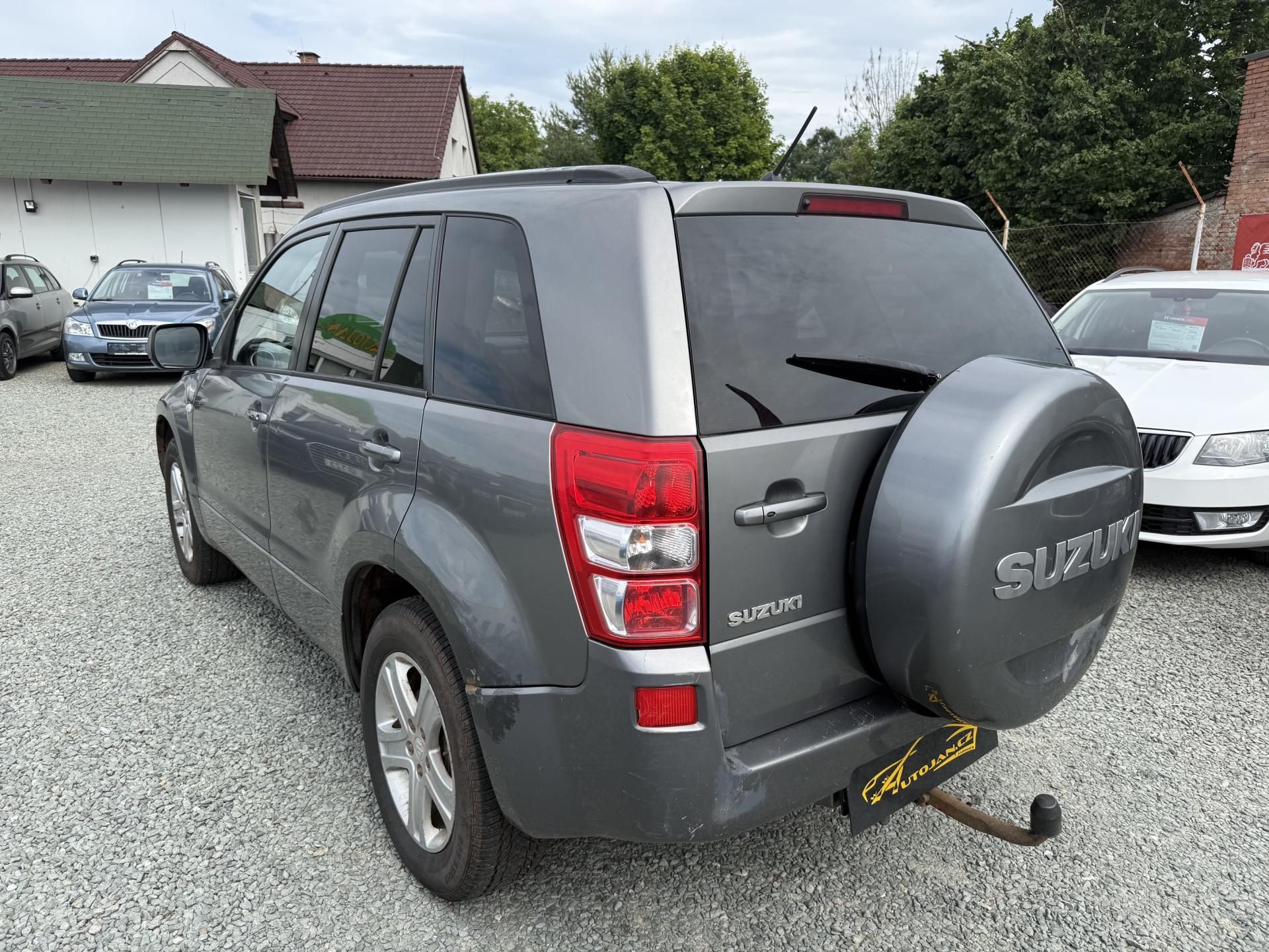 Suzuki Grand Vitara, 2.0 16V 4x4 - fotka 4