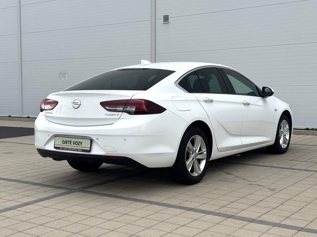 Opel Insignia, 1.6 CDTi 100 kW - fotka 5
