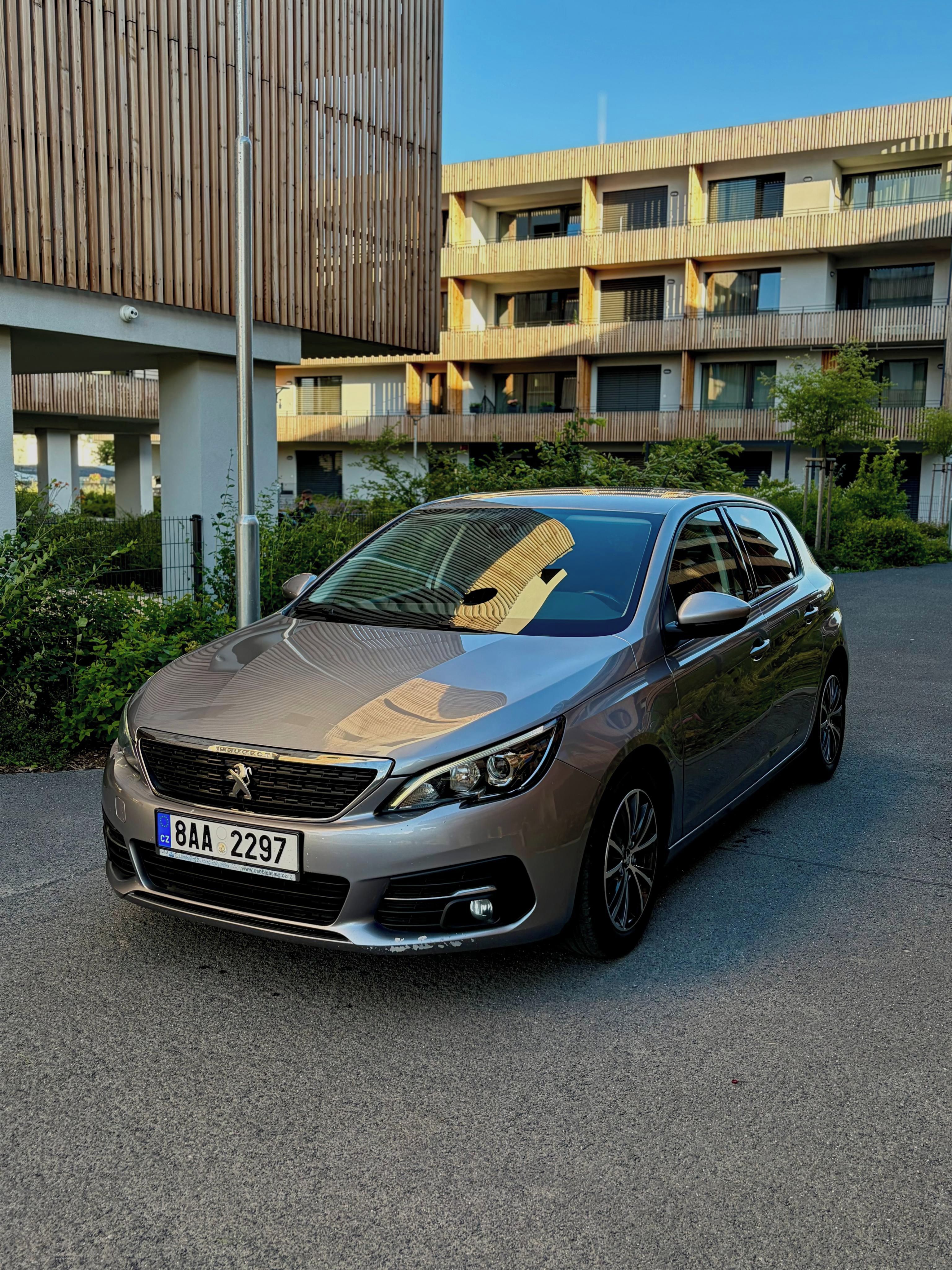 Peugeot 308, 1.5 BlueHDi 75 kW / NOVÝ MOTOR