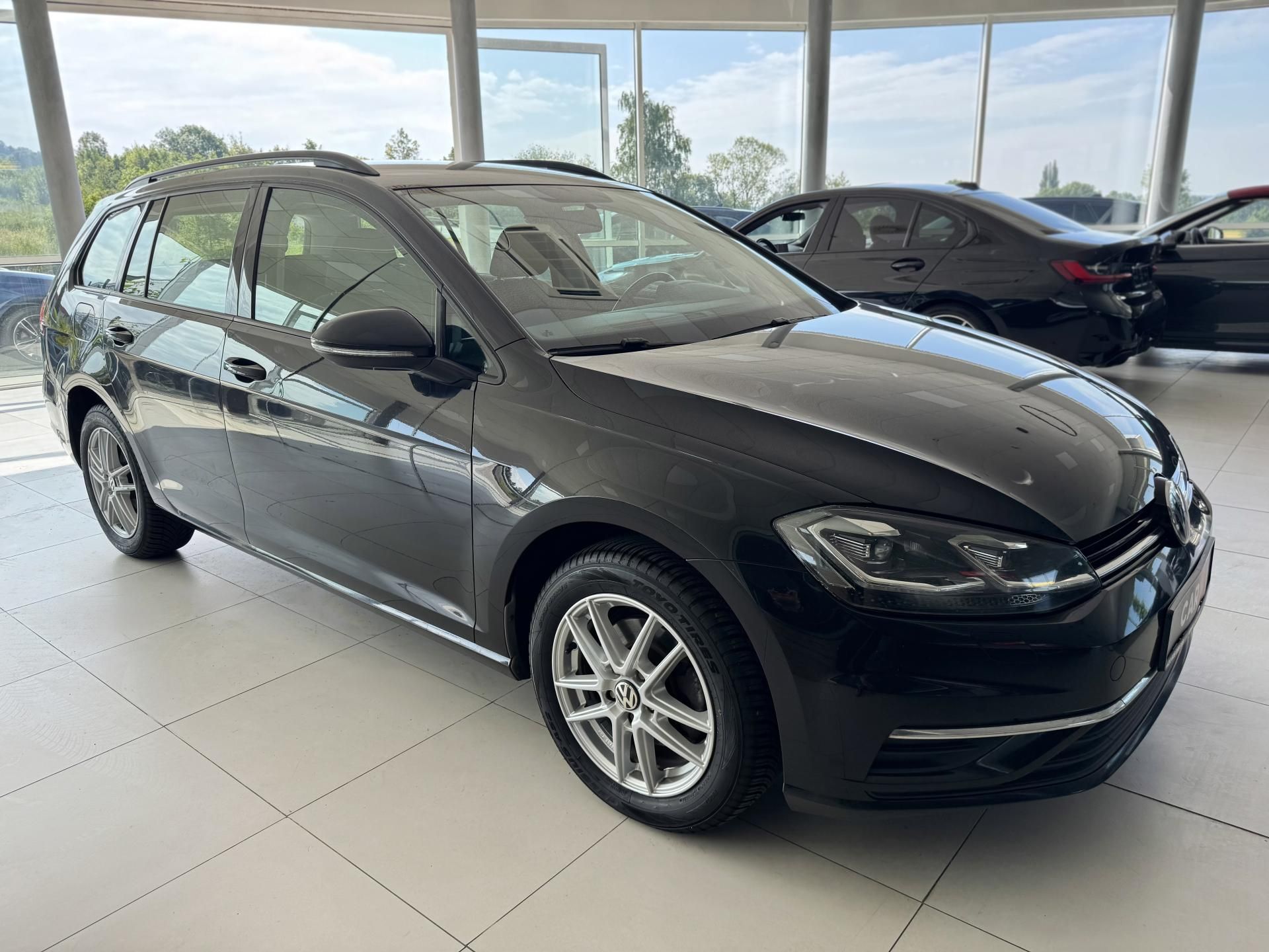 Volkswagen Golf, 1,0TSI DSG*81kW*LED*Masáž - fotka 4