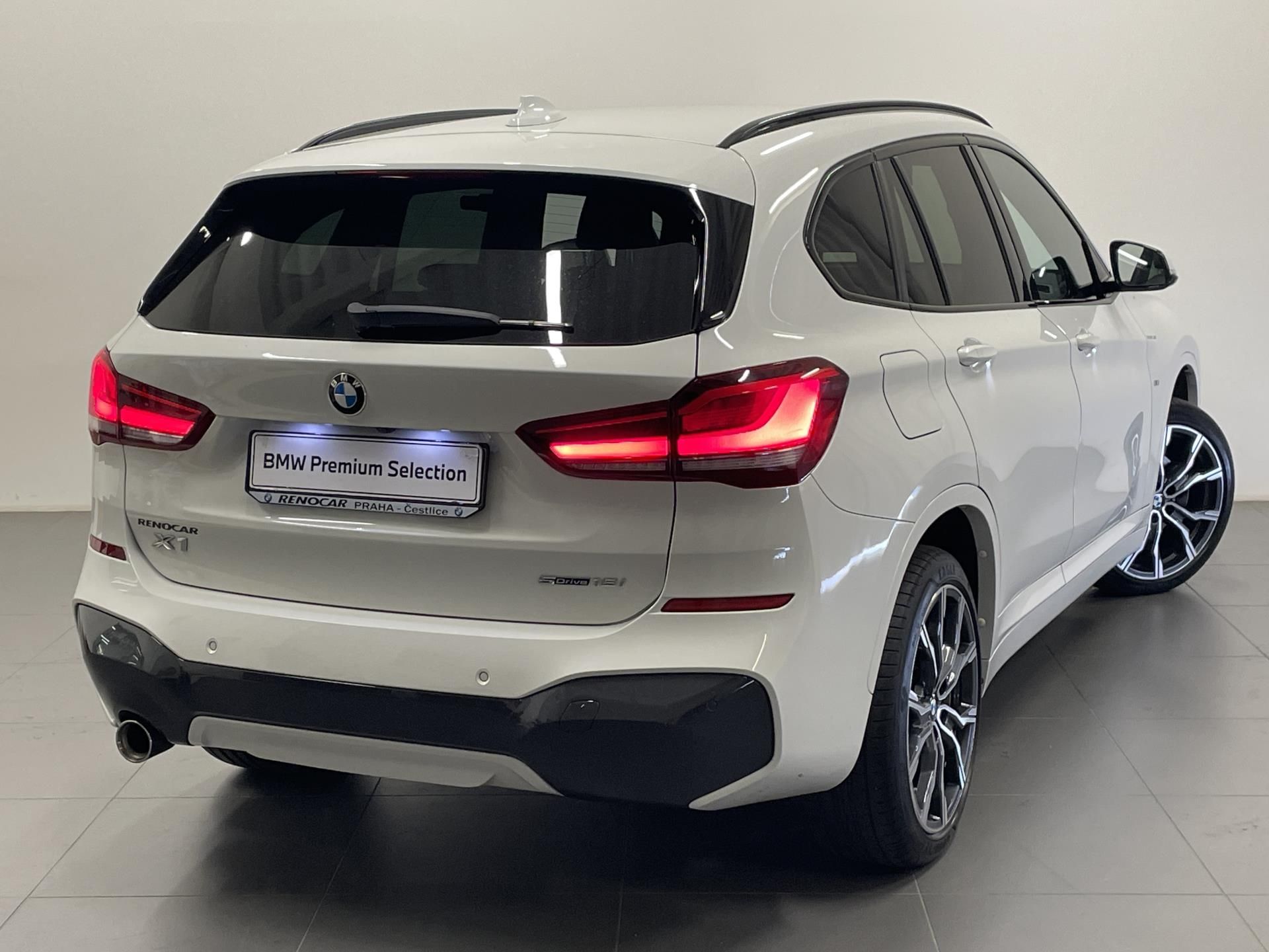 BMW X1, X1 18i sDrive, Mpaket - fotka 2
