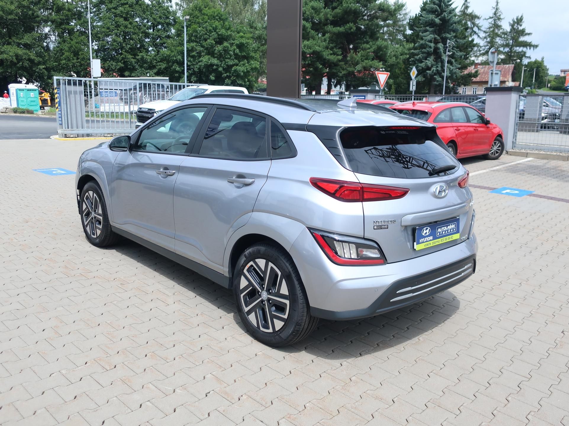Hyundai Kona, 65kWh-150KW POWER STYLE HEADUP - fotka 5
