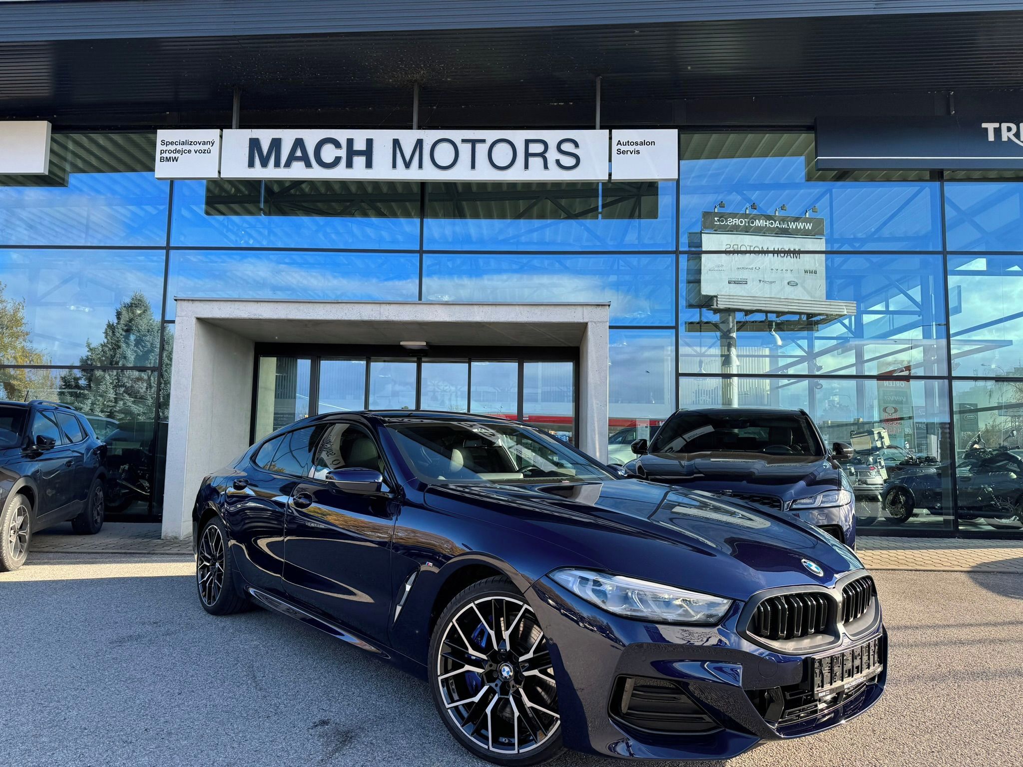 BMW Řada 8, 840d xDrive Gran Coupé B&W TOP - fotka 2