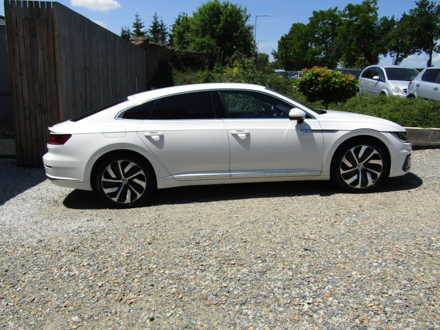 Volkswagen Arteon, 2.0 TDI 140kW R-Line - fotka 3