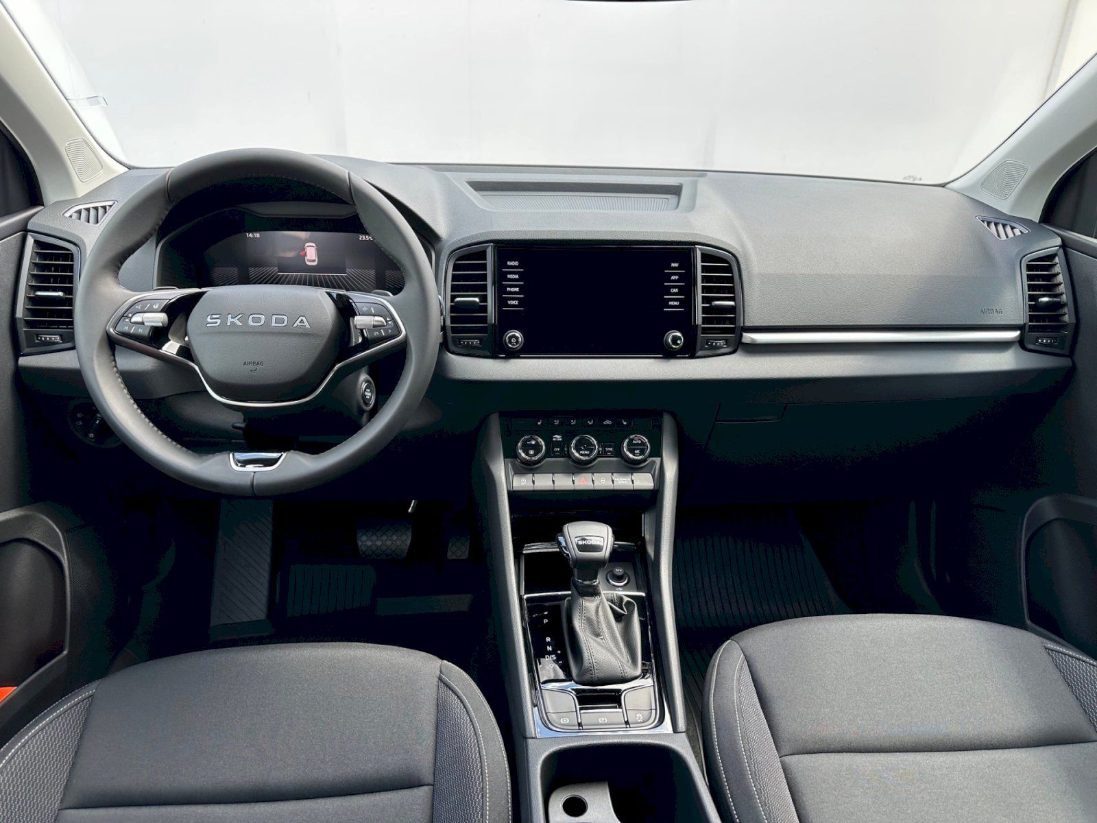 Škoda Karoq, 1,5 TSI / 110 KW / DSG / Selec - fotka 5