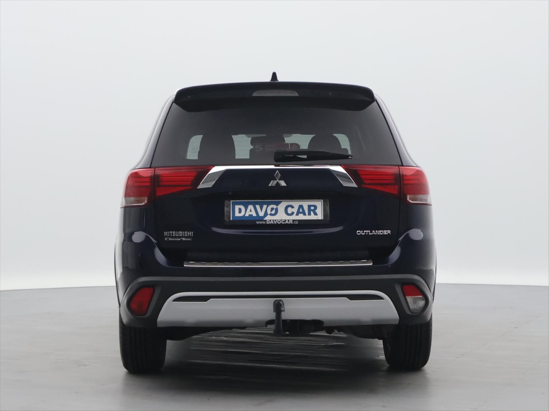 Mitsubishi Outlander, 2,0 INTENSE MIVEC 110kW CVT 2W - fotka 6