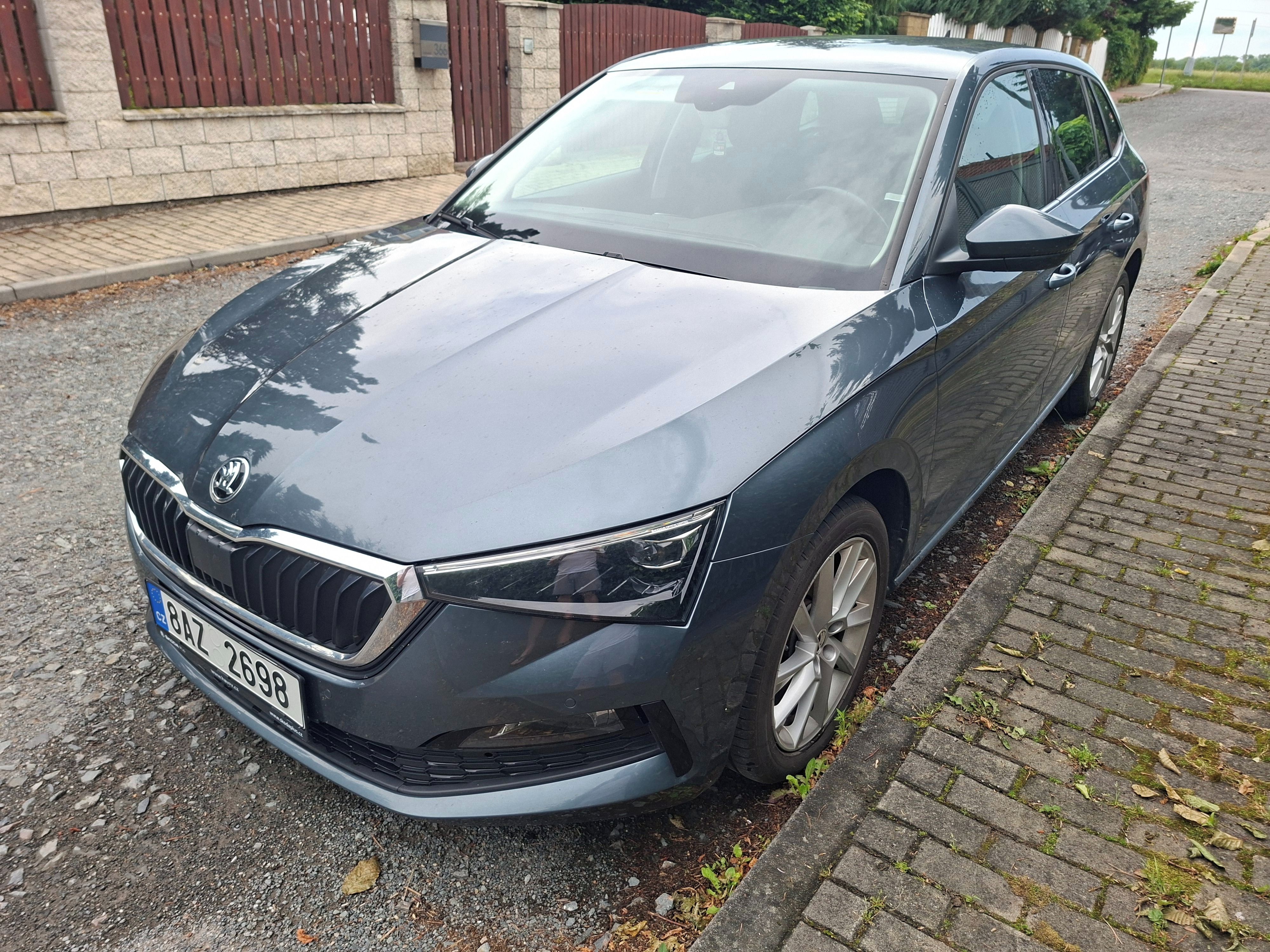 Škoda Scala, 1,0TSI 81kW DSG Style - fotka 3
