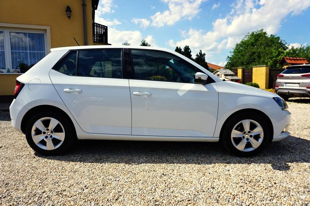 Škoda Fabia, AMBITION 1,2 TSI 66 kW - fotka 3