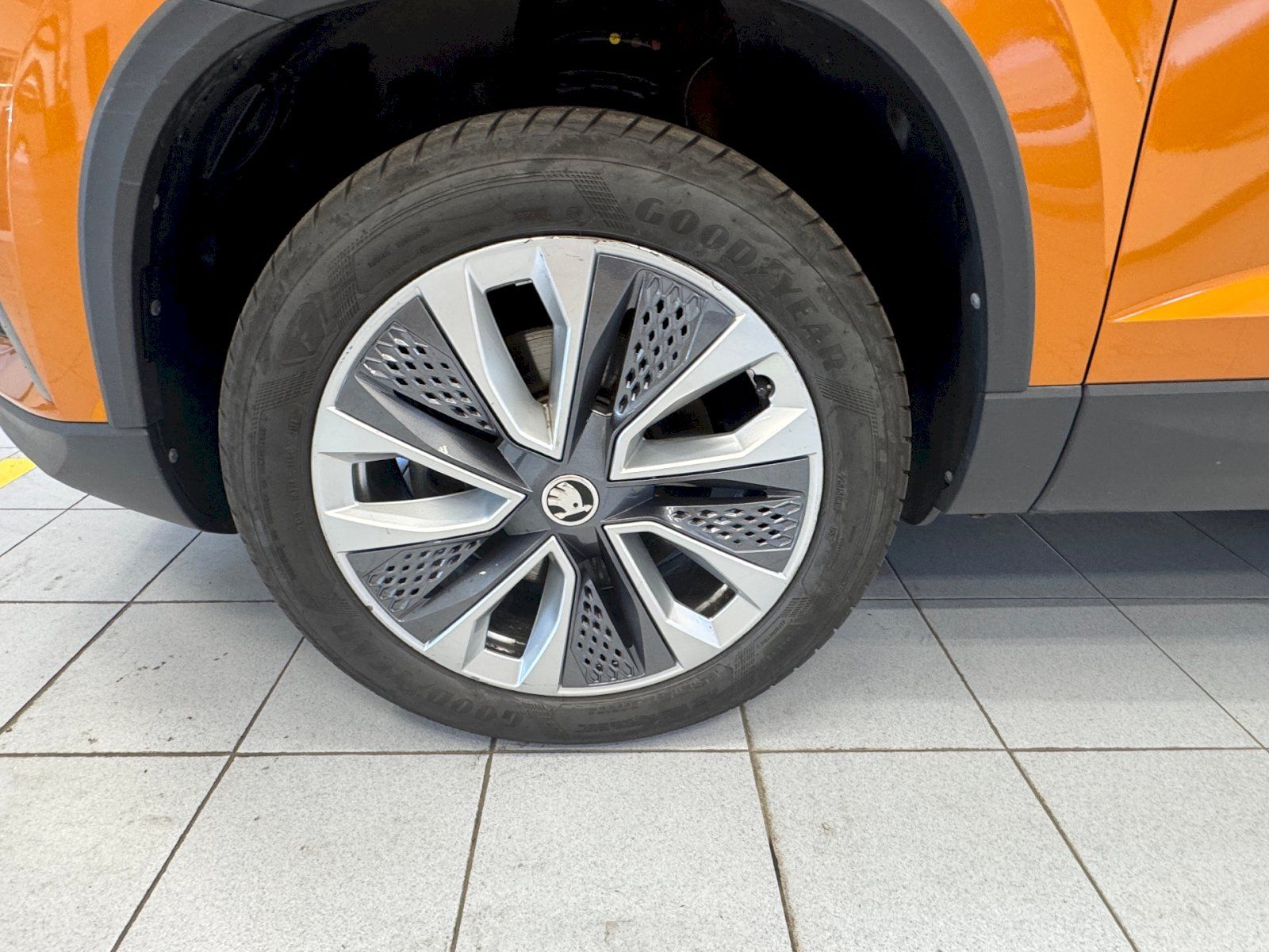 Škoda Karoq, SELECTION TDI 110/2.0 A7A - fotka 6