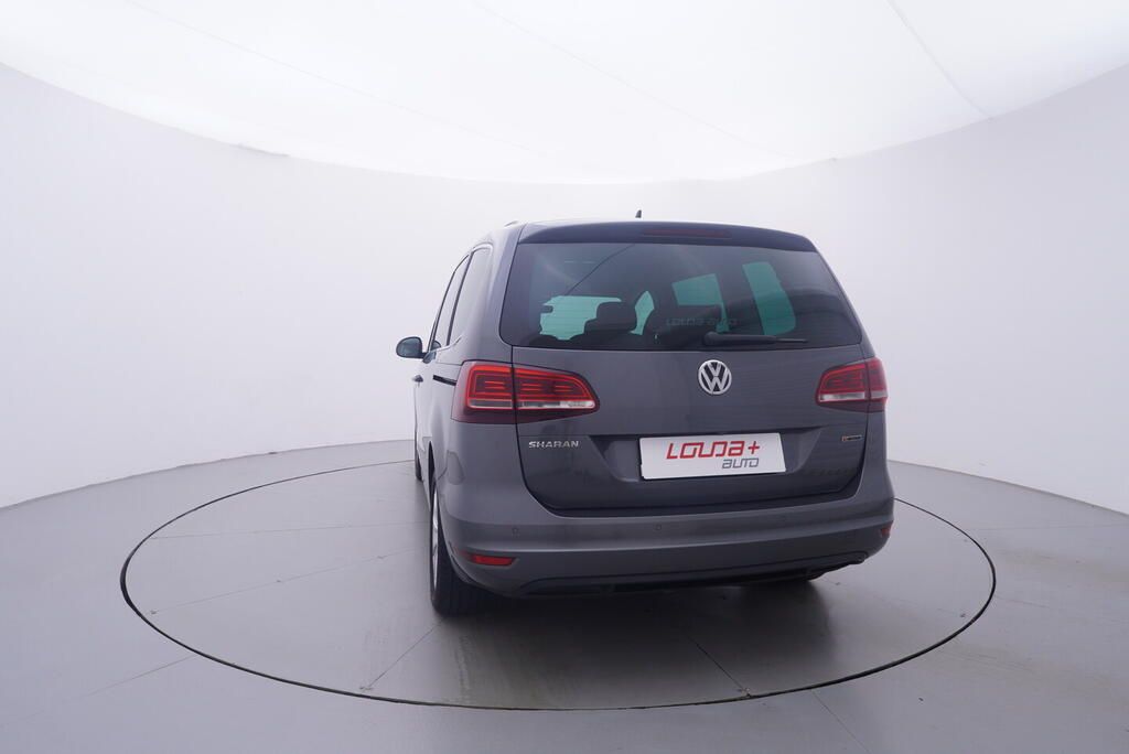 Volkswagen Sharan, Highline 2.0 TDI 130 kW - fotka 4