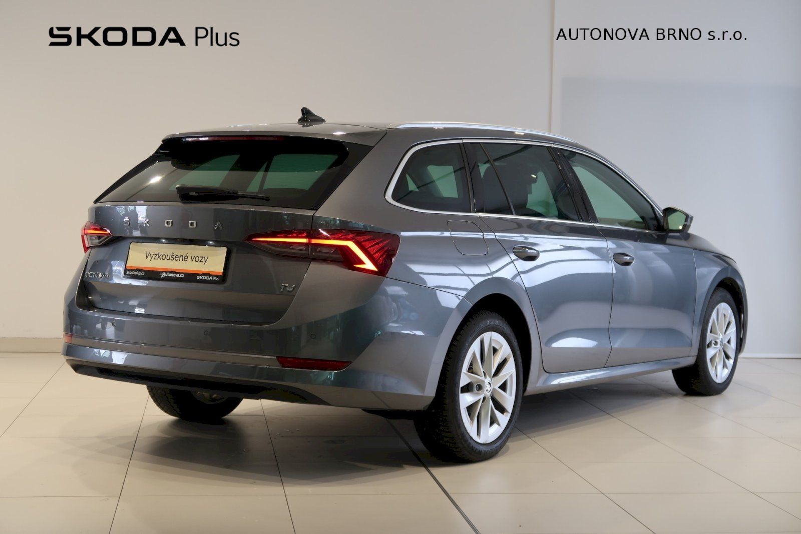 Škoda Octavia, Combi 1.4 TSi 150kW iV Style P - fotka 2