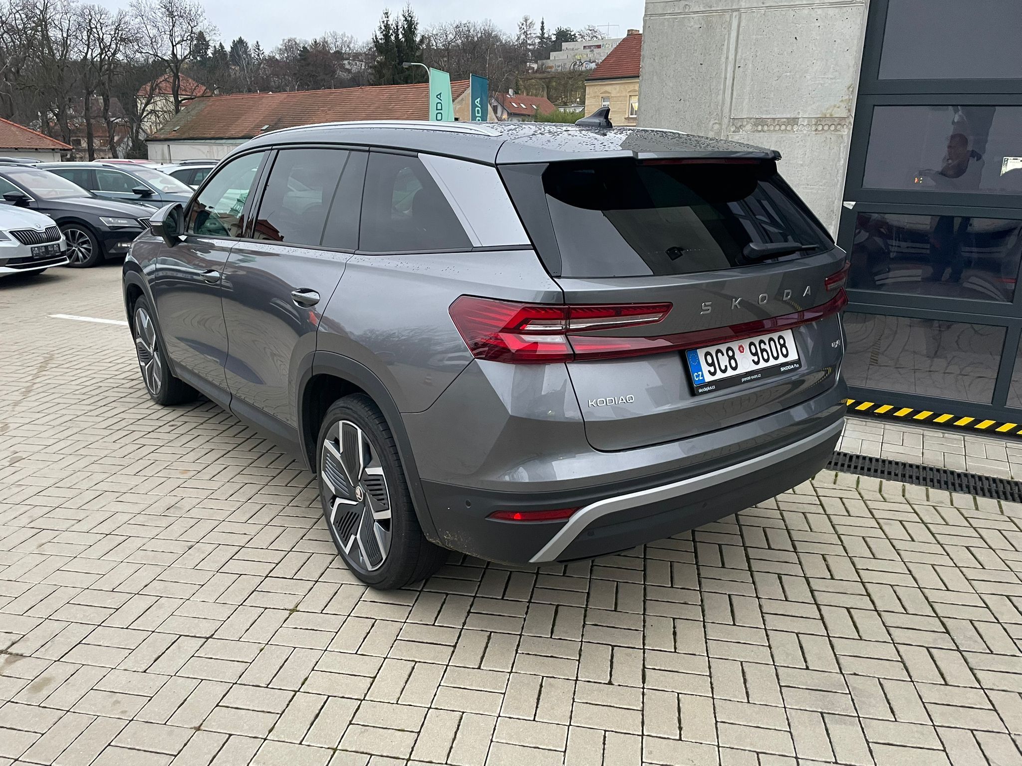 Škoda Kodiaq, 2.0 TDi Exclusive Selection - fotka 2