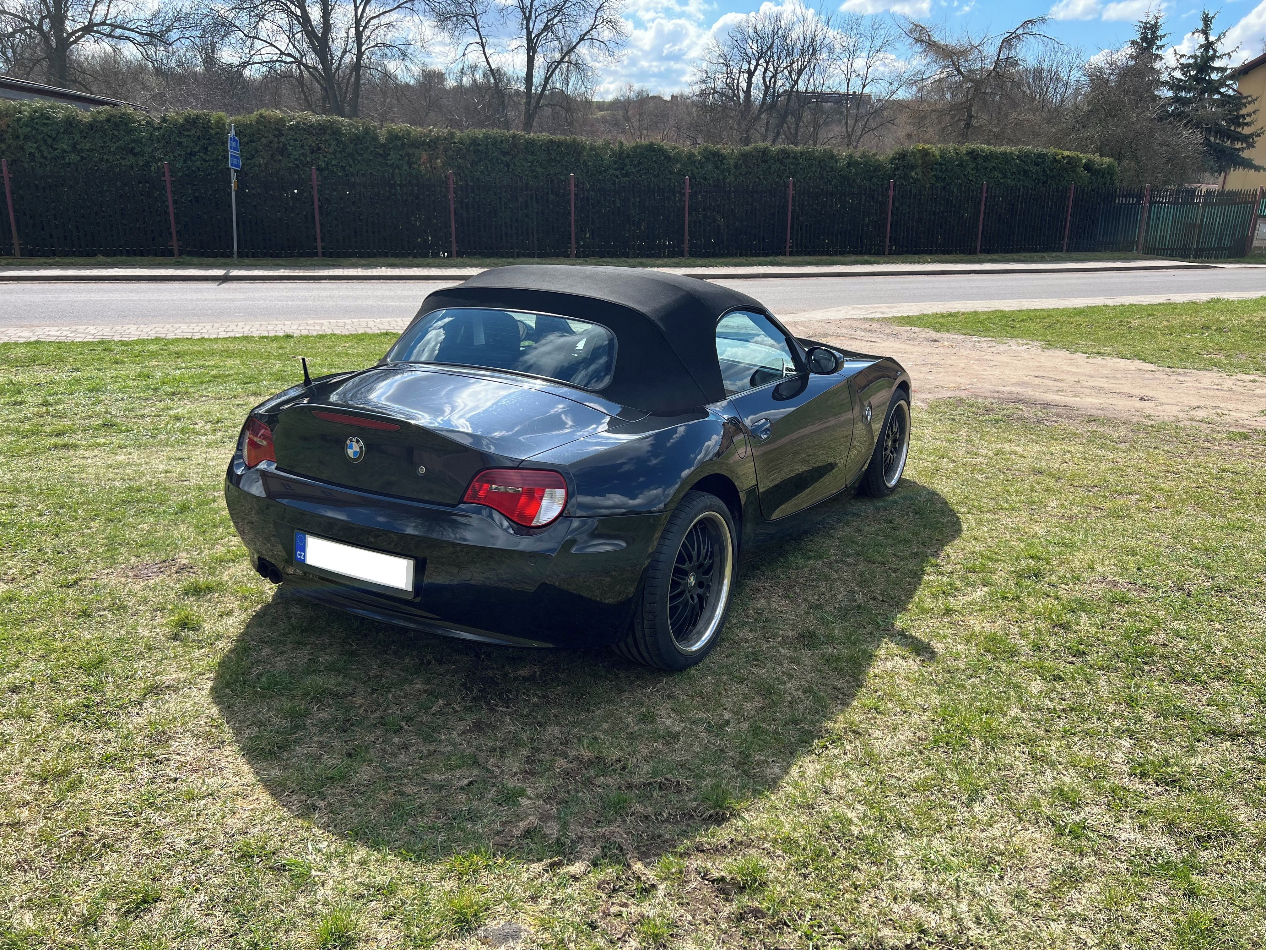 BMW Z4, 2,5 l 130 kW Automat - fotka 6