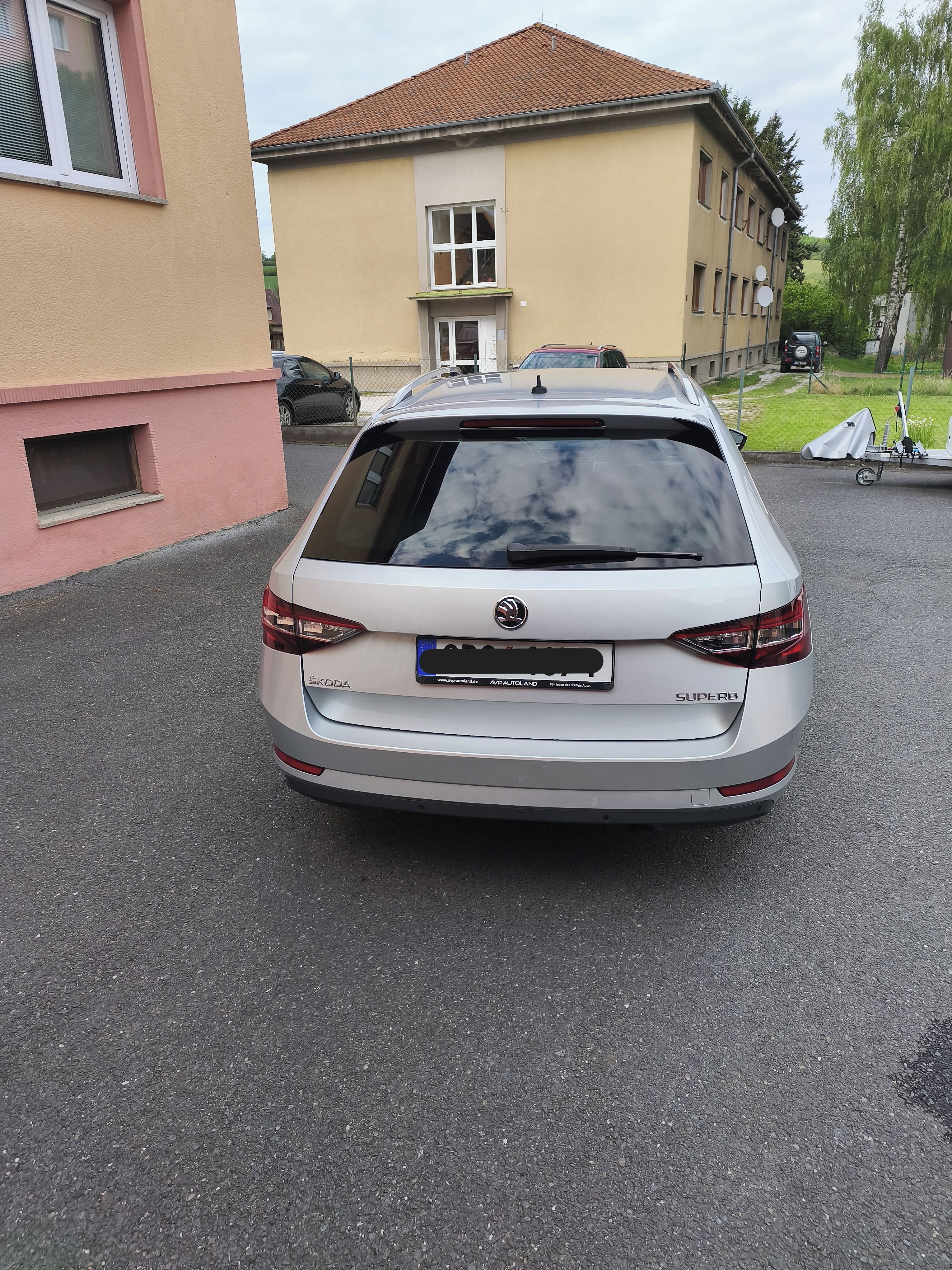 Škoda Superb, 2,0 TDI servisováno - fotka 5