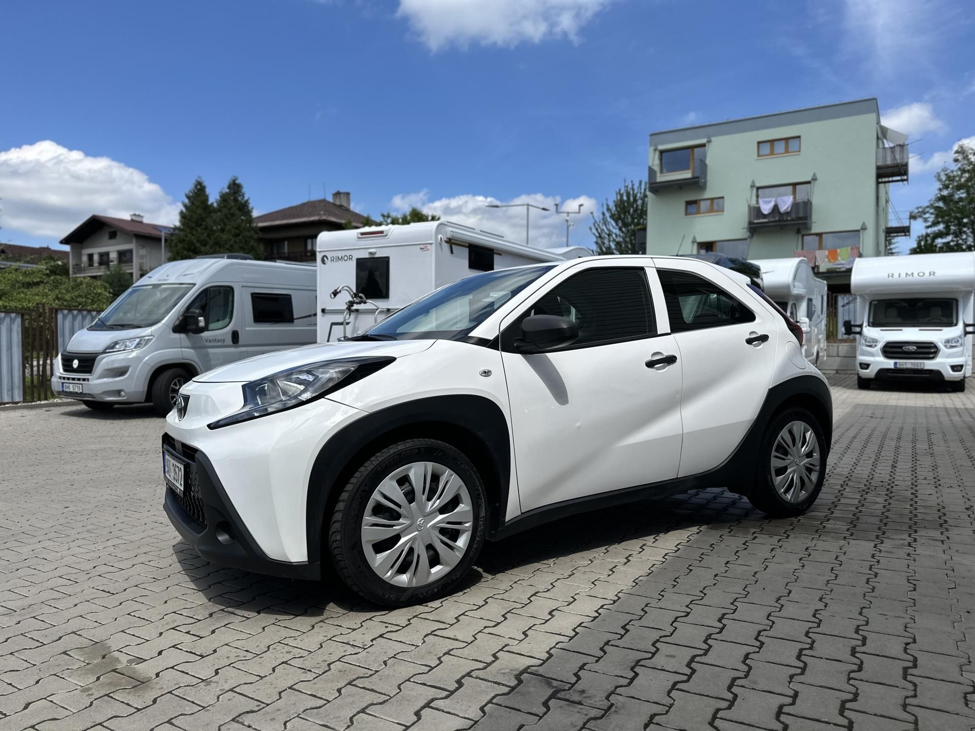 Toyota Aygo, X-1.0i-53KW-KLIMA-Č.R.- - fotka 6