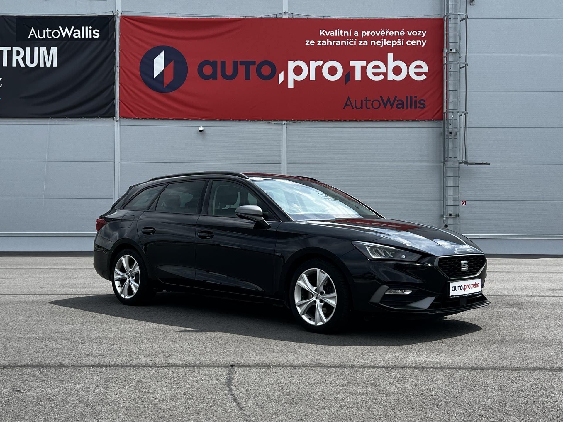 Seat Leon, 2.0TDI 110kW DSG FR-Line DPH - fotka 2