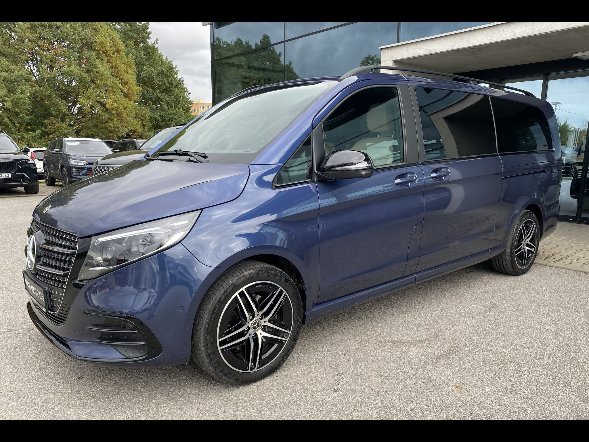 Mercedes-Benz Třídy V, d AMG 4Matic Exclusive Long - fotka 6
