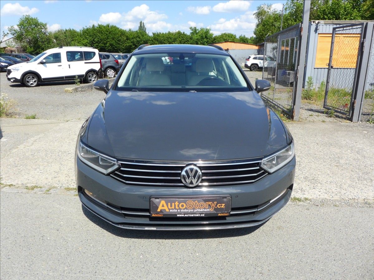 Volkswagen Passat, 1,6 TDI  COMFORTLINE, NAVI 1.M - fotka 3