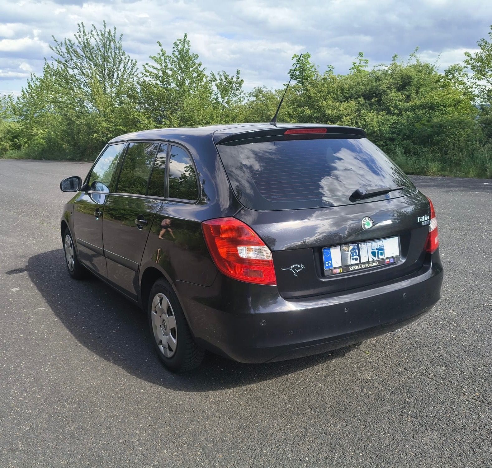 Škoda Fabia, II.1,4 16V, výbava Elegance - fotka 6