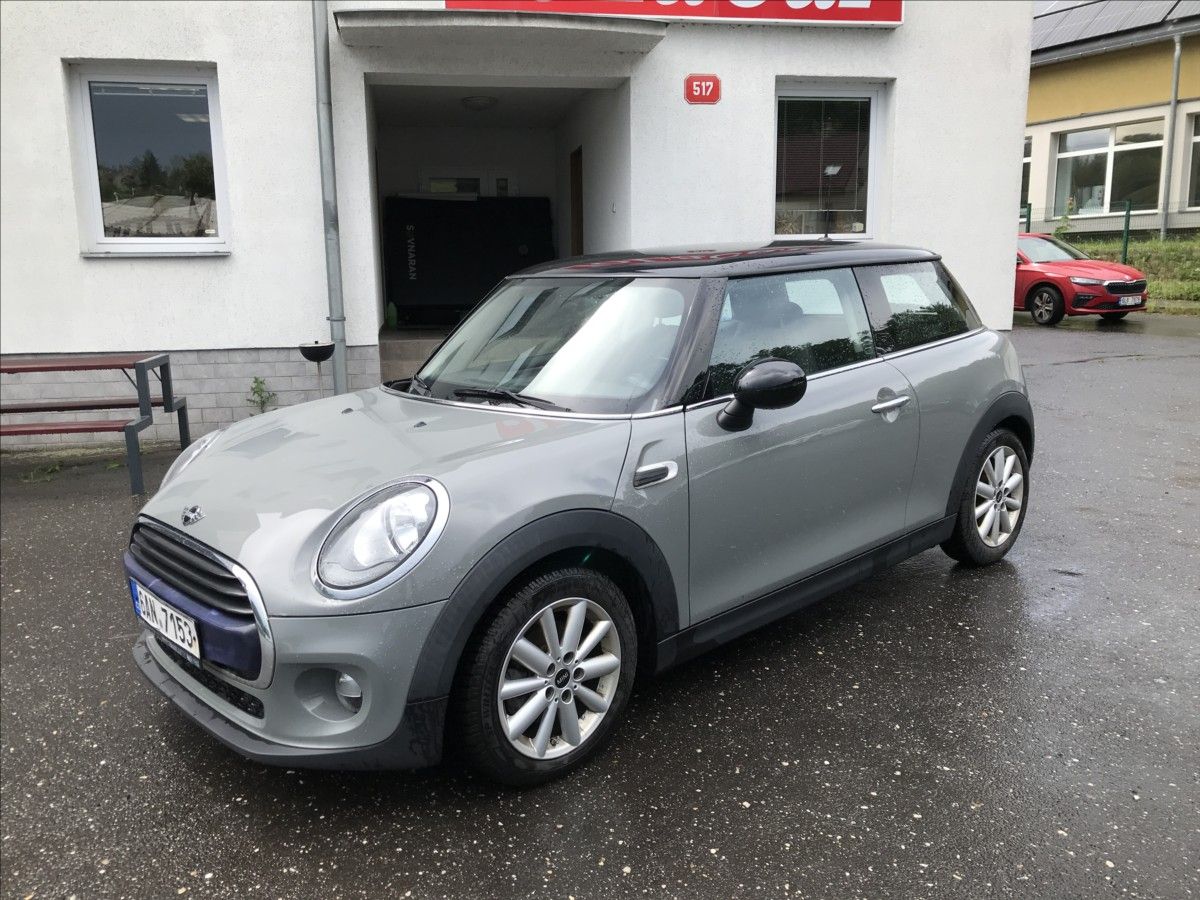 Mini Cooper, 1,5 D 85kW Automat 4x2 - fotka 3