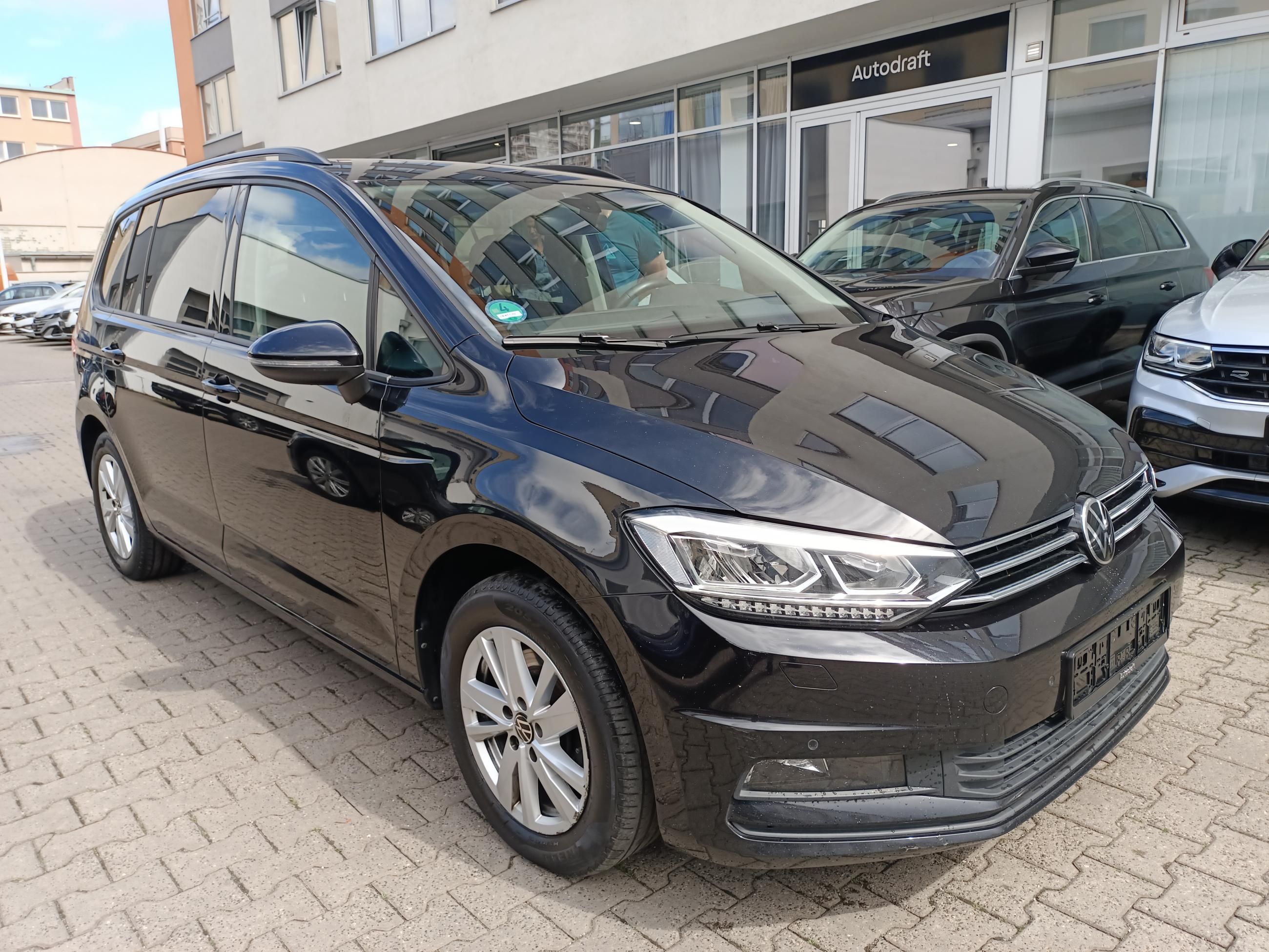 Volkswagen Touran, 2.0 TDI 110kW DSG / ALU 16''