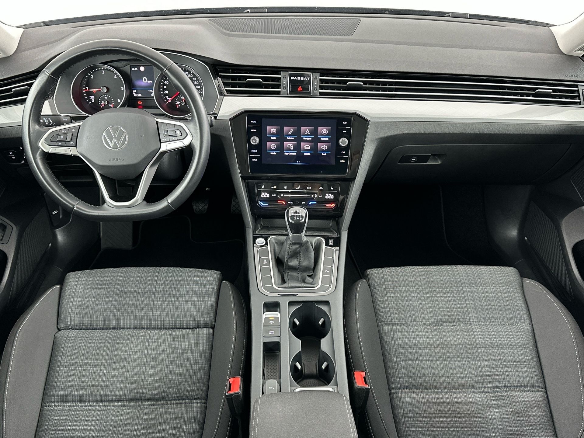 Volkswagen Passat, Business 2.0 TDI 110kW - fotka 5