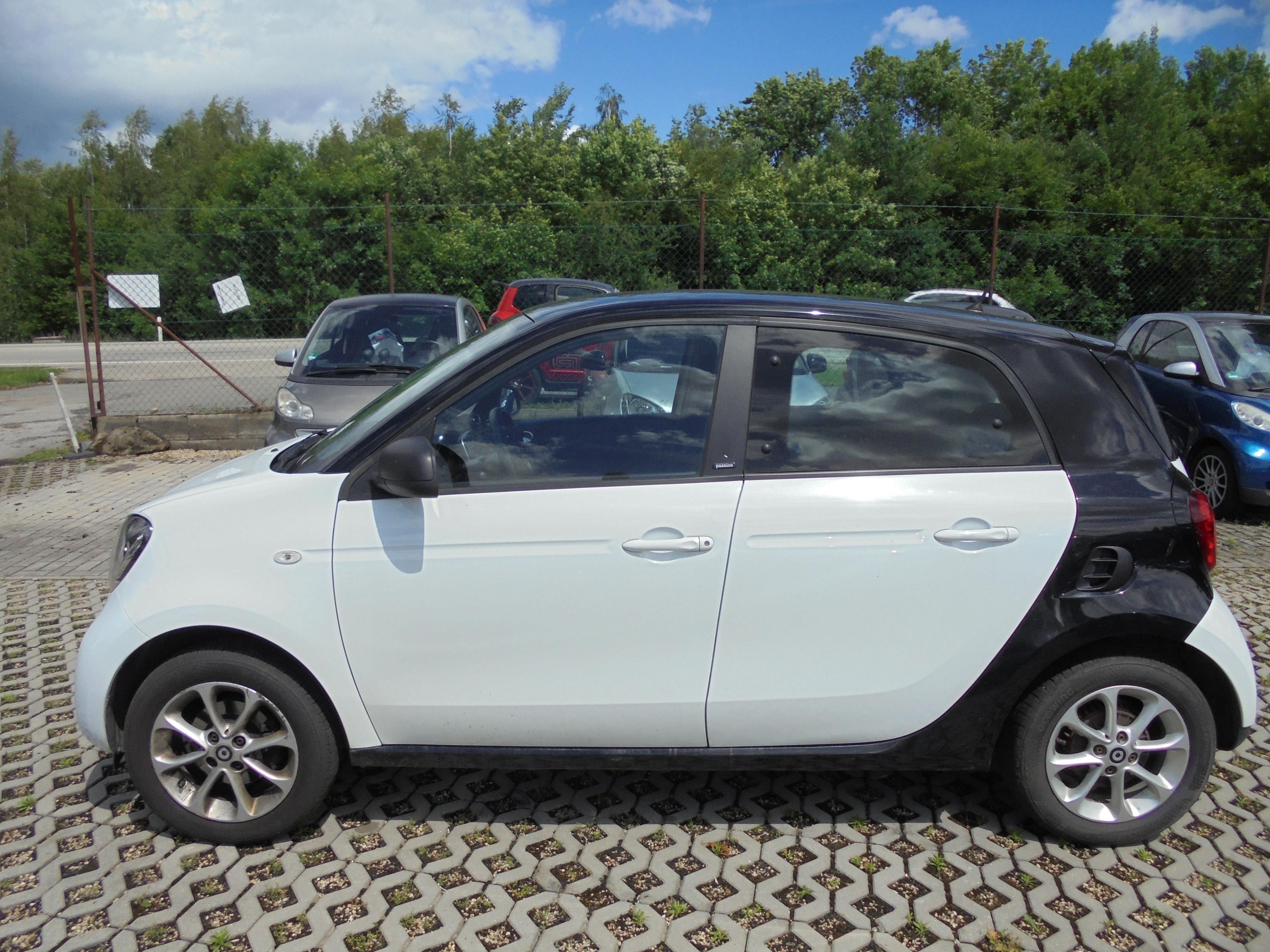 Smart Forfour, 1,0i klimatizace automat - fotka 3