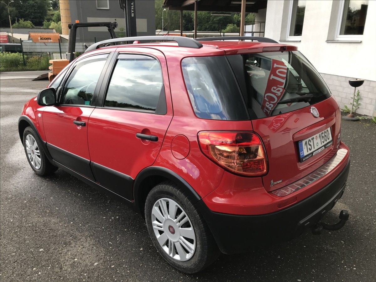 Fiat Sedici, 1,6 i 88kW 5dv. 4x4 LPG - fotka 6