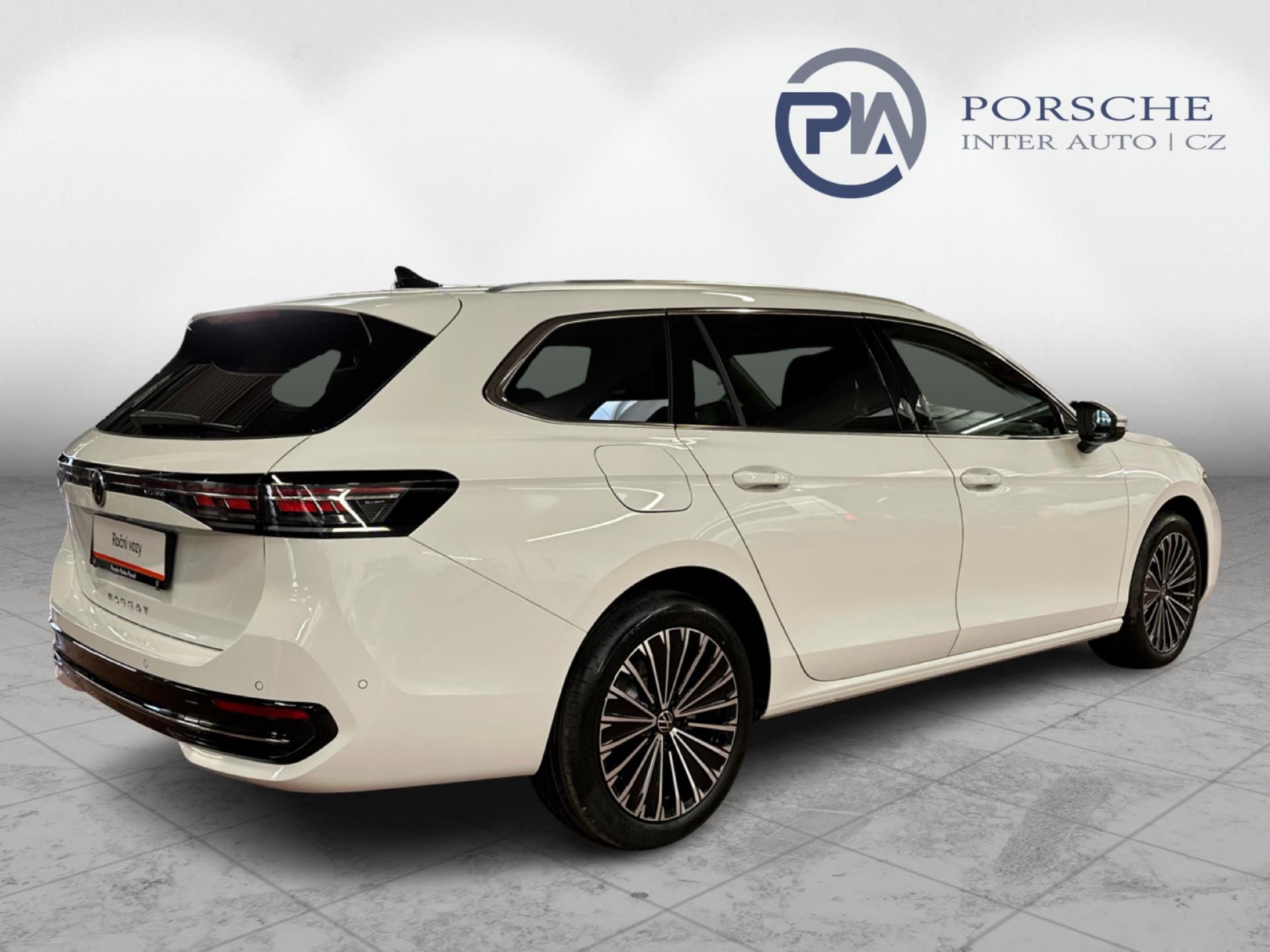 Volkswagen Passat, Elegance 2,0 TDI 110 kW - fotka 6