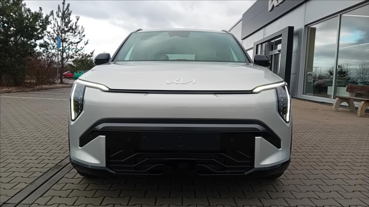 Kia EV3, 4x2 GT-LINE 150 KW (2026) - fotka 4