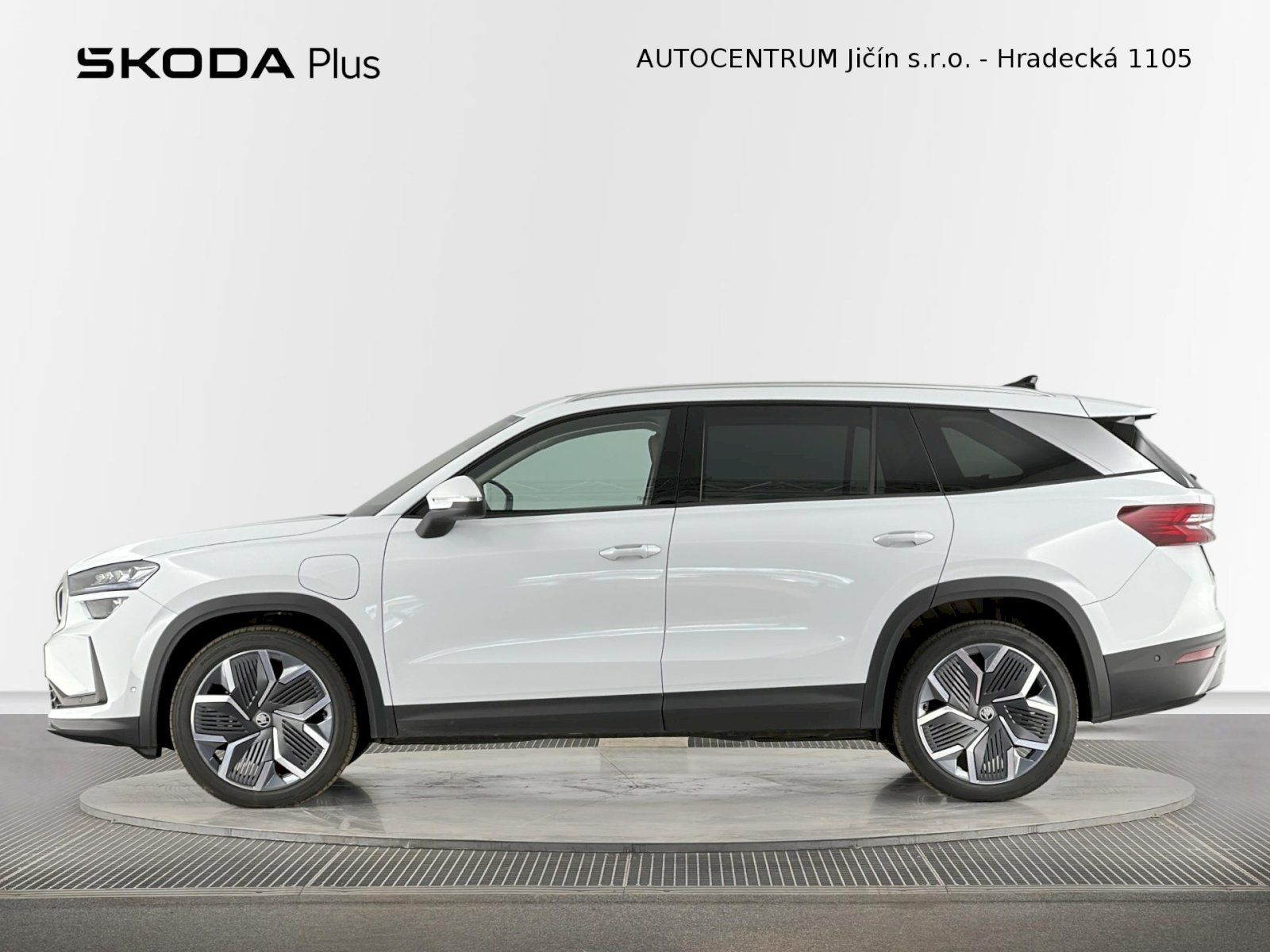 Škoda Kodiaq, iV DSG 1.5TSI 150kW Exclusive - fotka 3