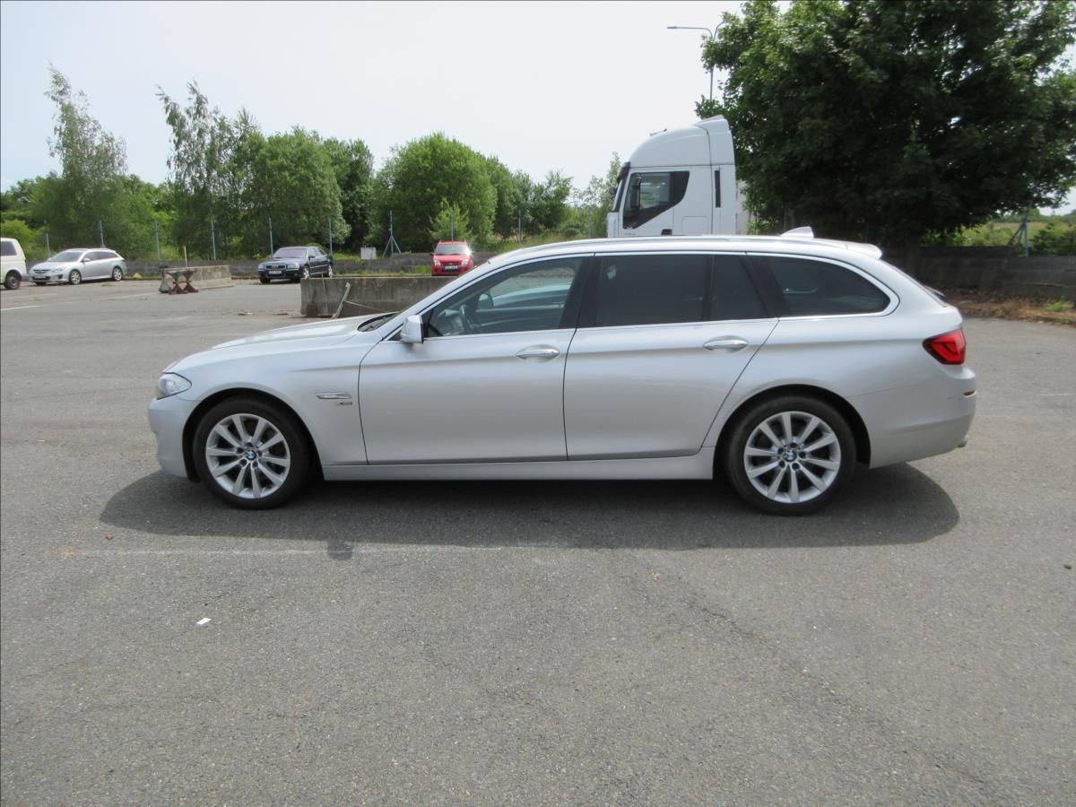 BMW Řada 5, 525D xDrive, Panorama, HeadUp - fotka 5