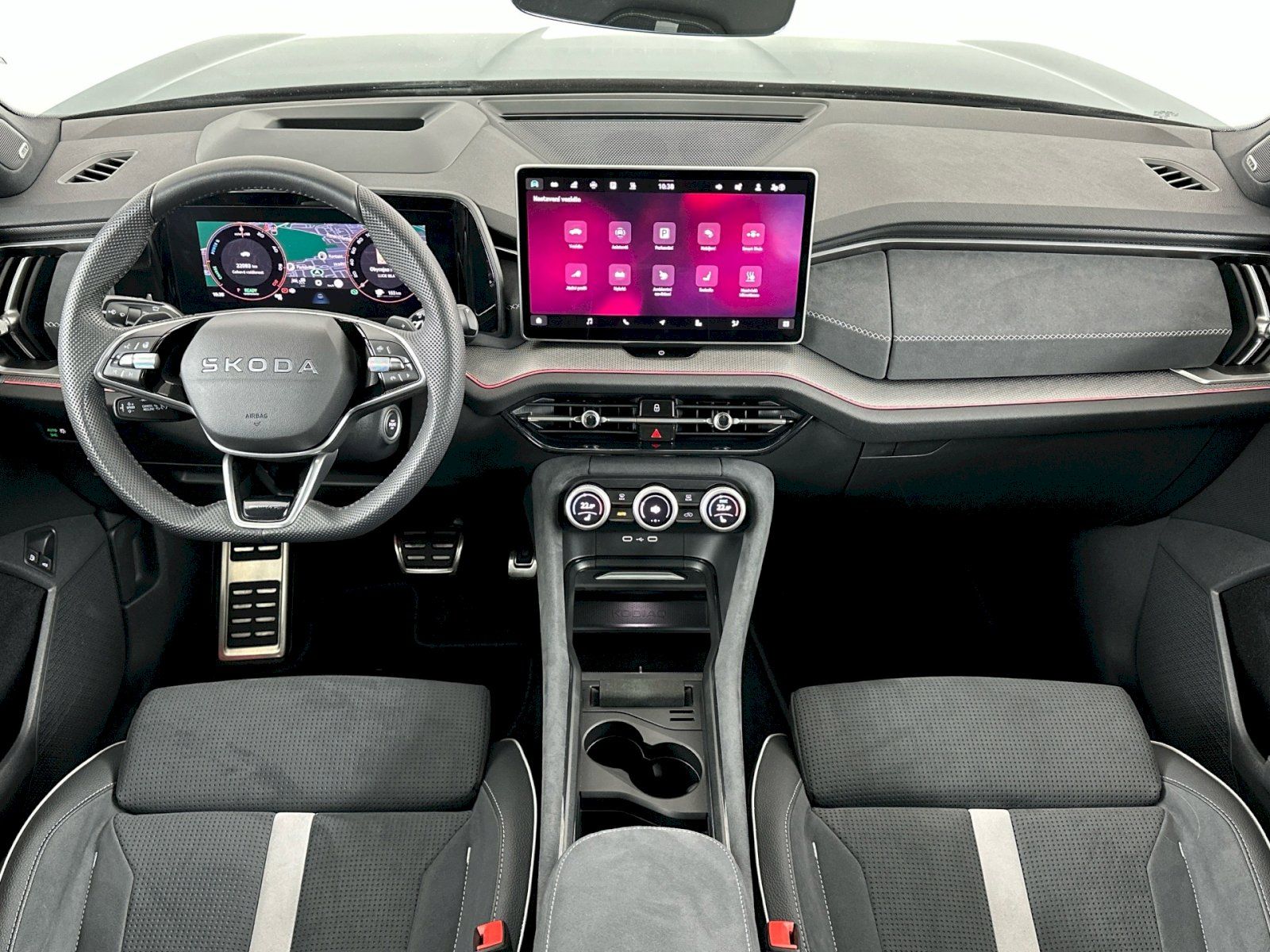 Škoda Kodiaq, iV DSG 1.5TSI 150kW SportLine - fotka 5
