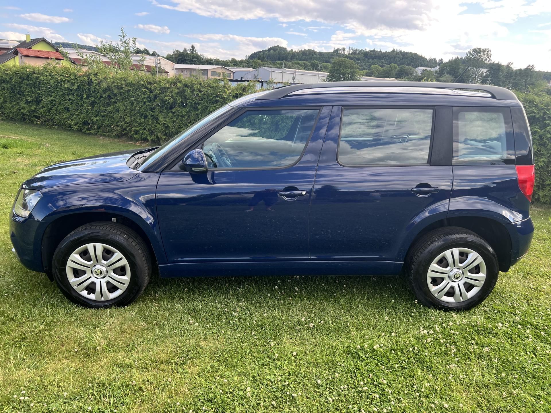 Škoda Yeti, 1.2TSI 77KW,KLIMA,ESP,ASR,CD - fotka 4