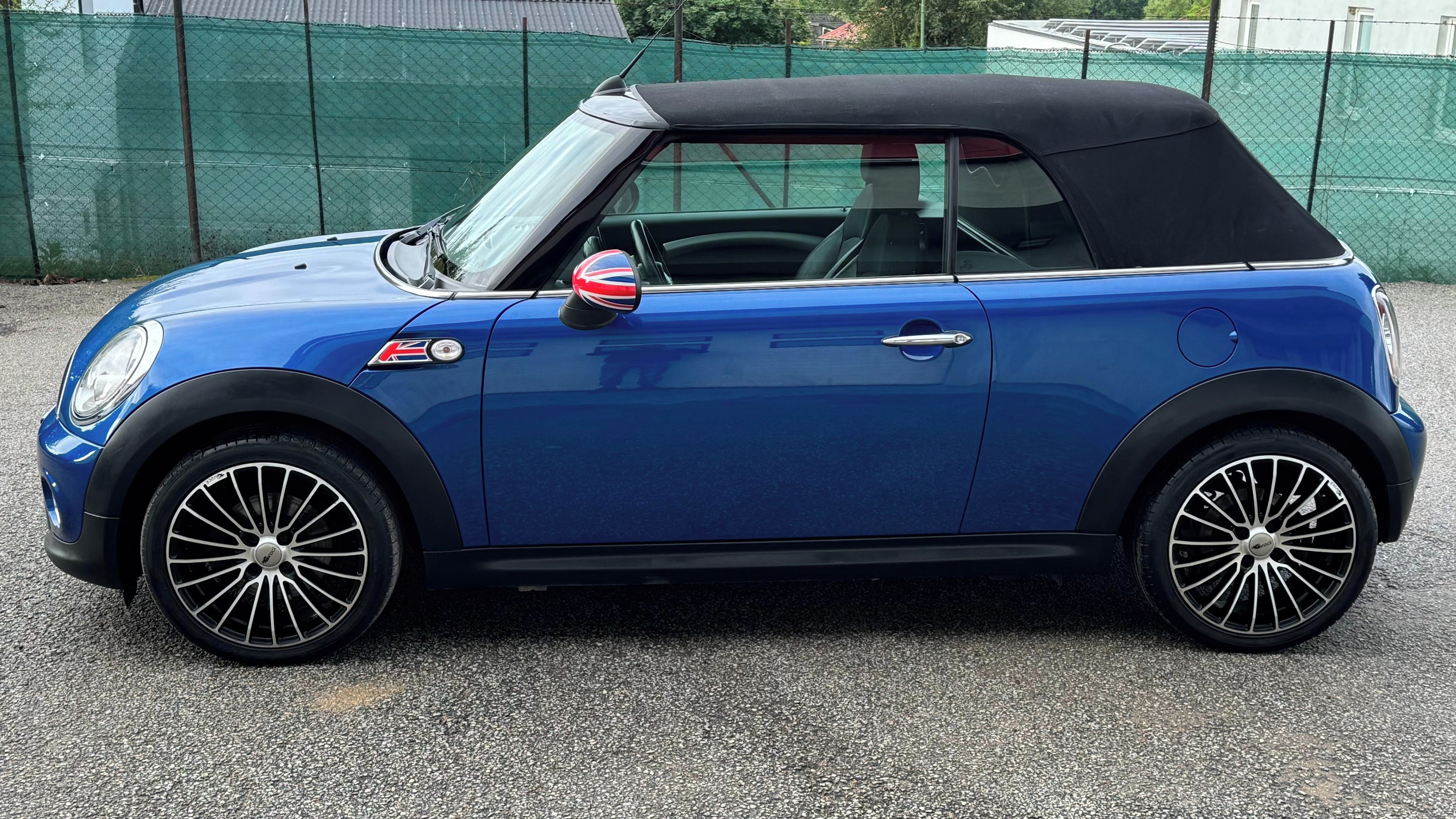 Mini Cooper, 1,6i 90kW, cabrio, el.střecha - fotka 4