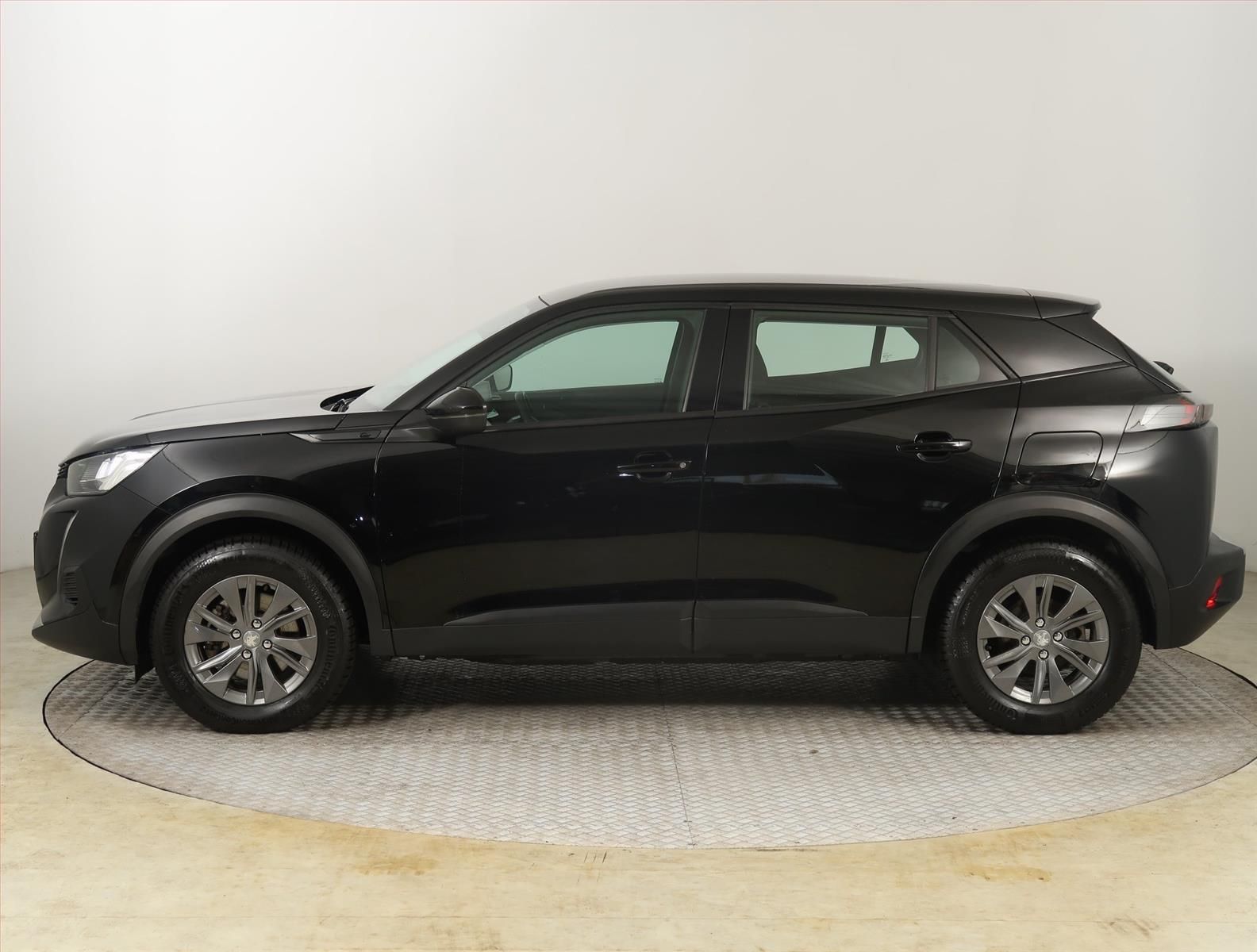 Peugeot 2008, 50 kWh, SoH 90%, Active - fotka 3