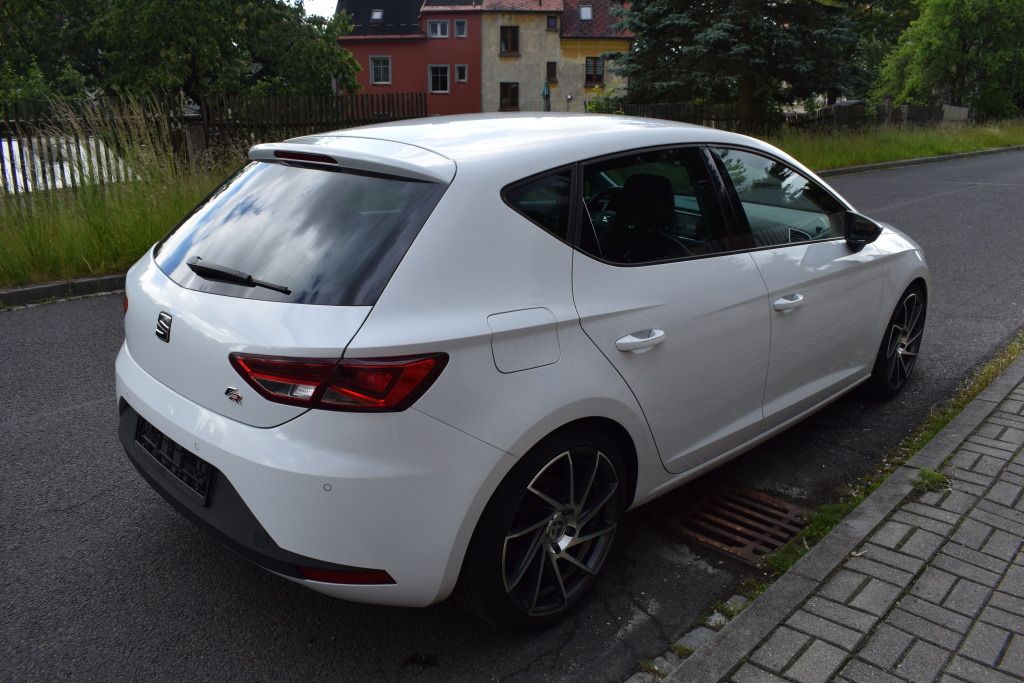 Seat Leon, FR 2.0TDI 135kW, Navi, LED - fotka 6
