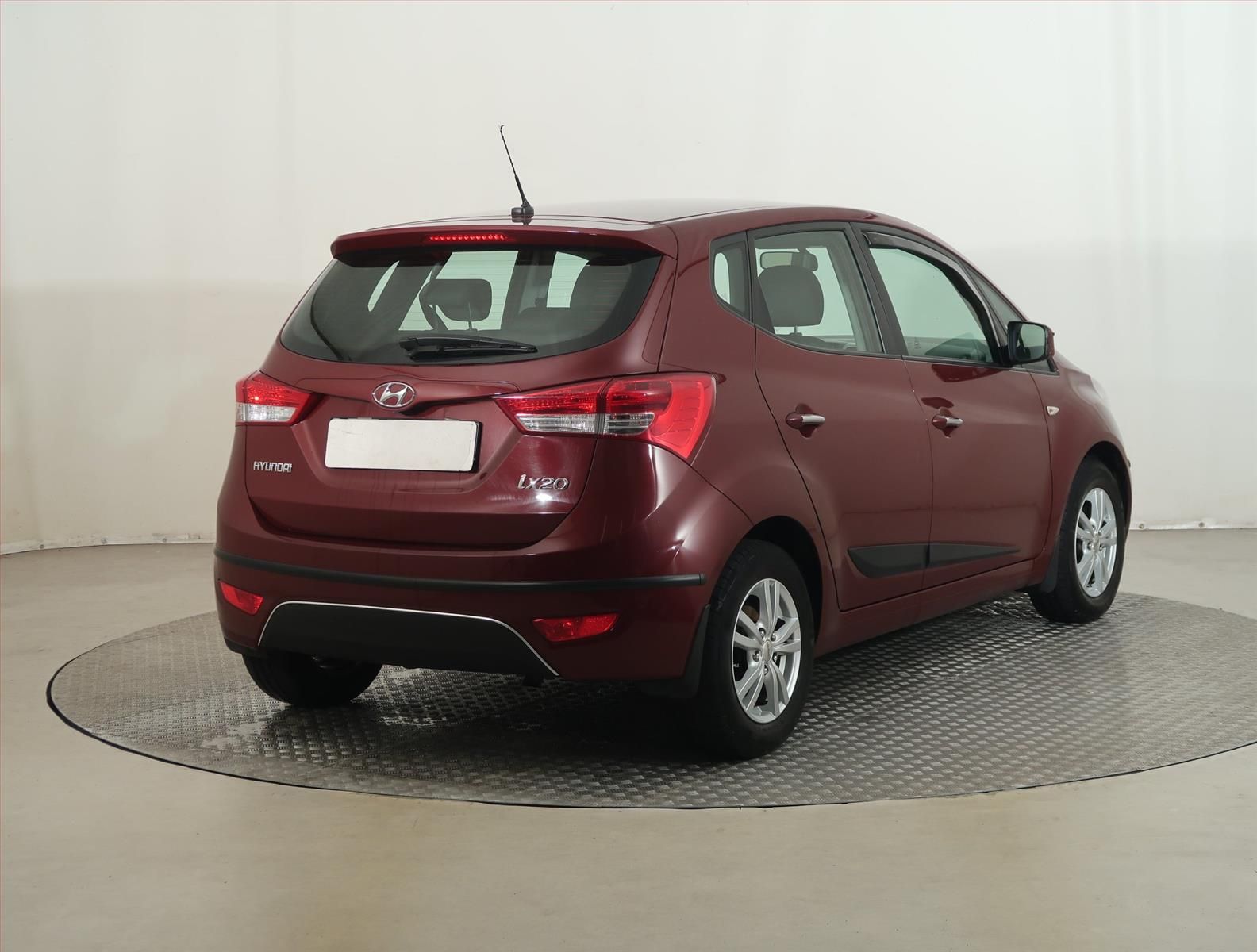 Hyundai ix20, 1.4 CVVT - fotka 5