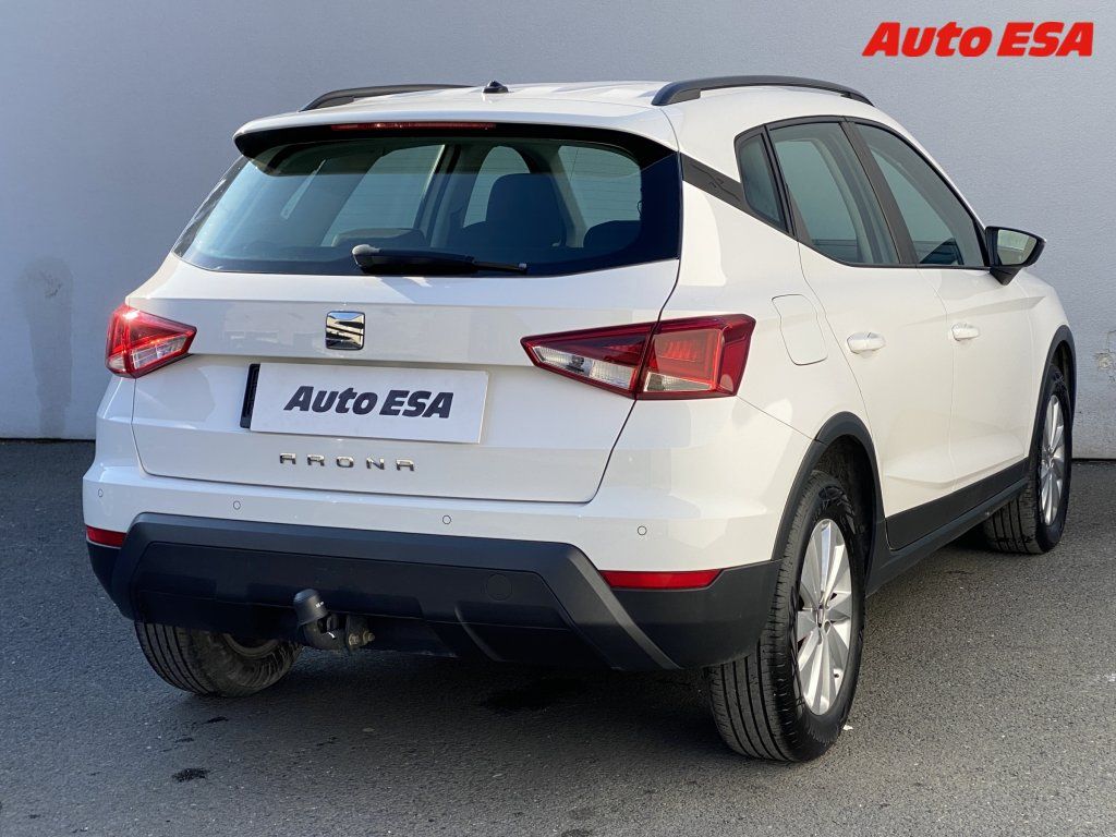 Seat Arona, 1.6 TDi,Style,LED,TZ - fotka 4