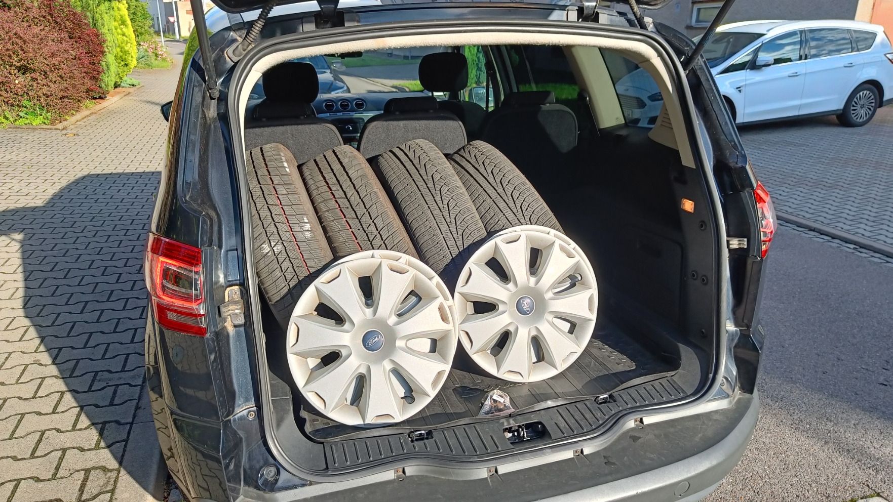 Ford S-MAX, 1.6 EcoBoost 118kW, 6M, benzín - fotka 5