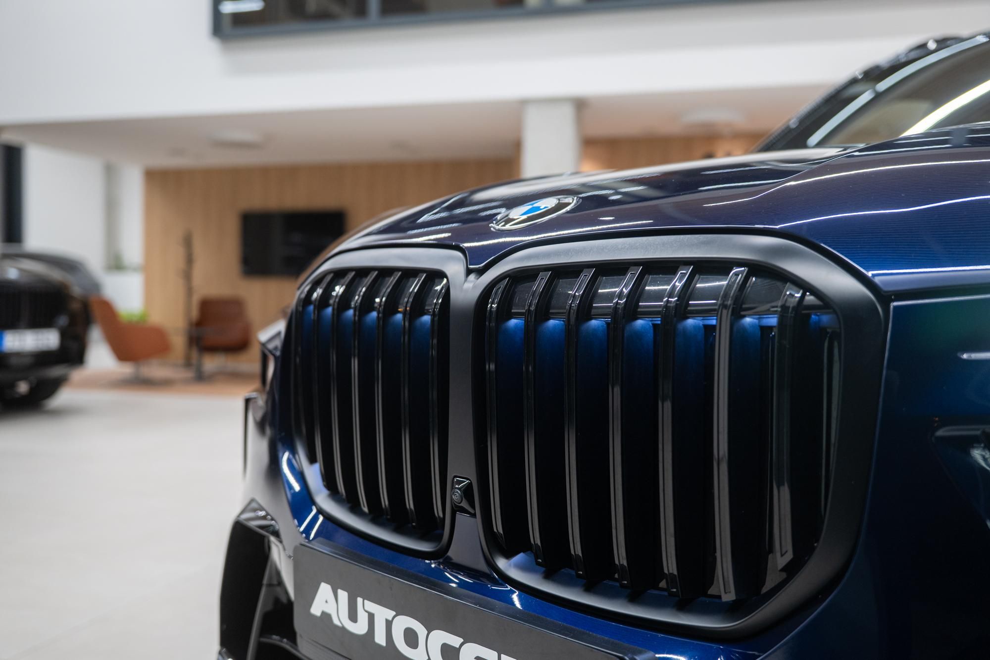 BMW X7, M40D 4X4 MÁSÁŽE NEZÁVISLÉ - fotka 5