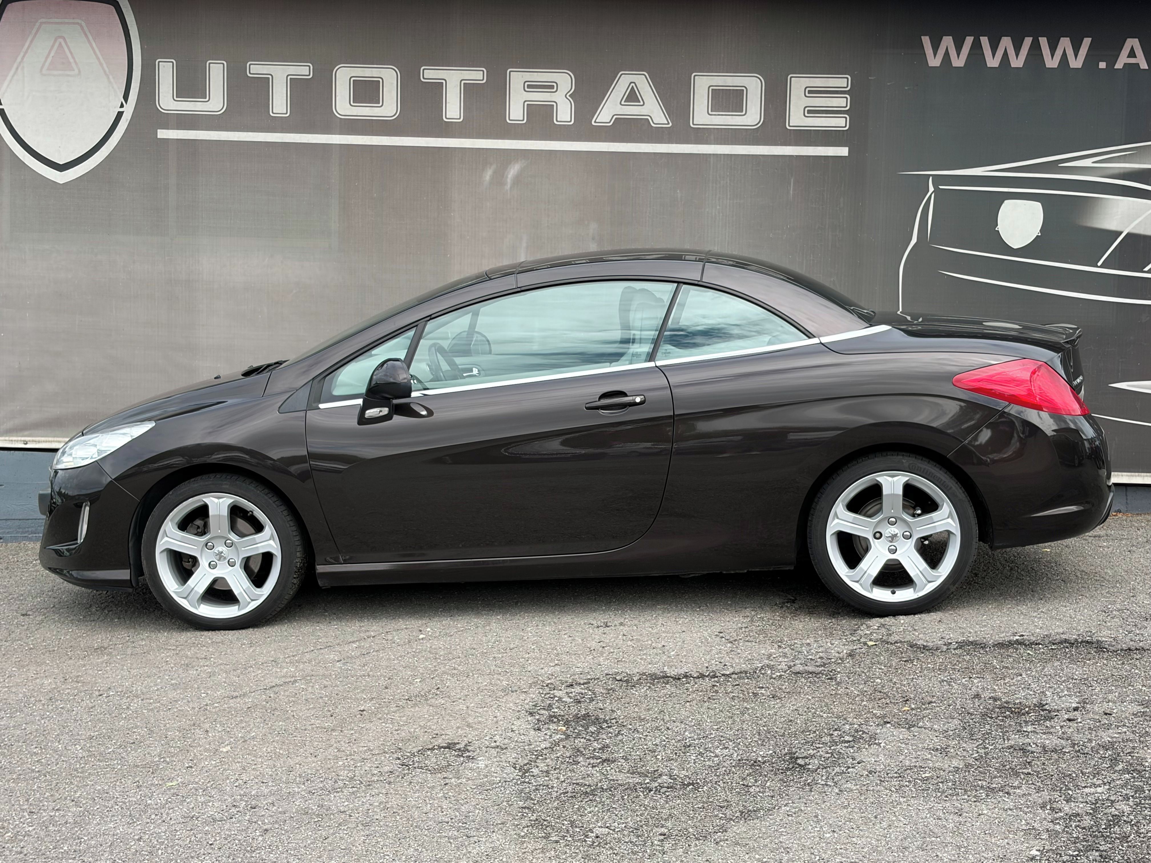 Peugeot 308, 2.0 HDi 103kW, CABRIOLET - fotka 3